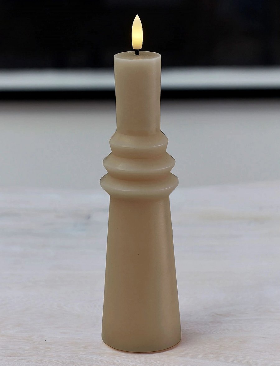 Sirius Home - Nordisk Skulptur, Sille Ringet Ø6x22 cm, Light Caramel - led küünlad - light caramel - 0