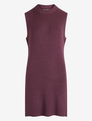 Sirup Copenhagen - Marie Long Waistcoat - knitted vests - catawba grape - 0