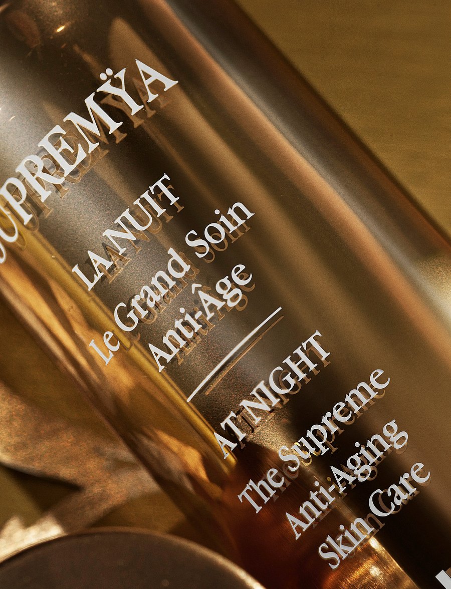 Sisley - Supremÿa Anti-Age Night Care - serum - clear - 0