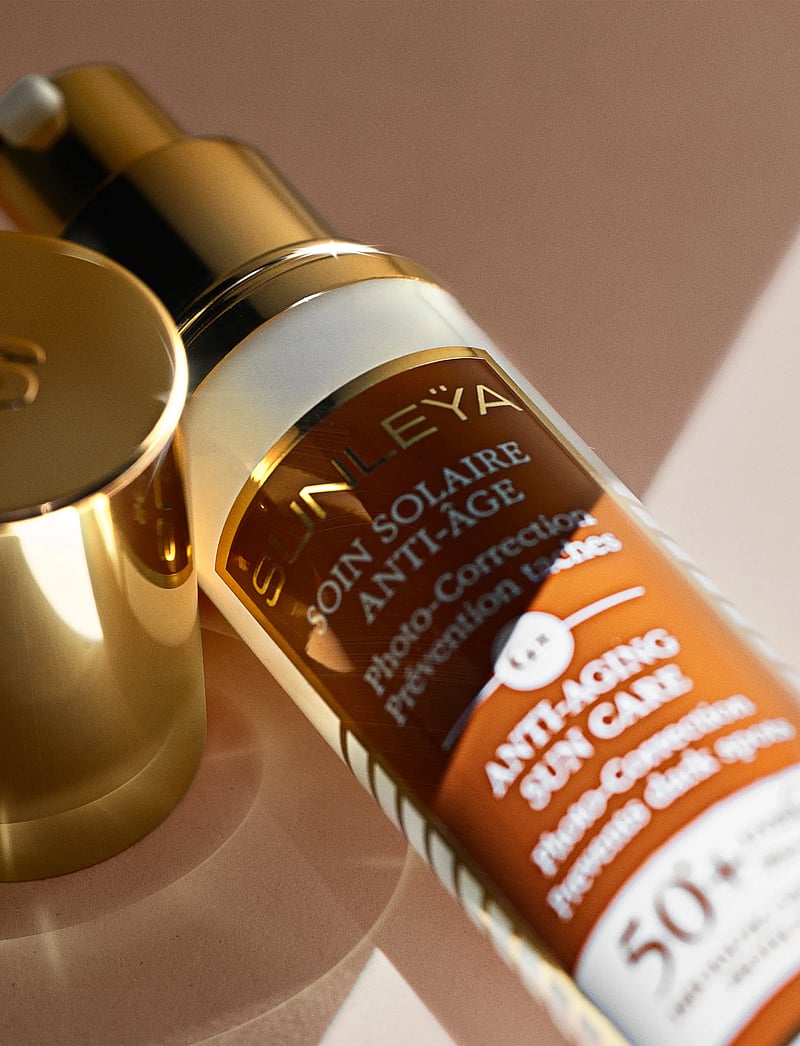 Sisley - Sunleÿa Anti-Aging Sun Care SPF50+ 50 ml - solcremer til ansigt - clear - 0