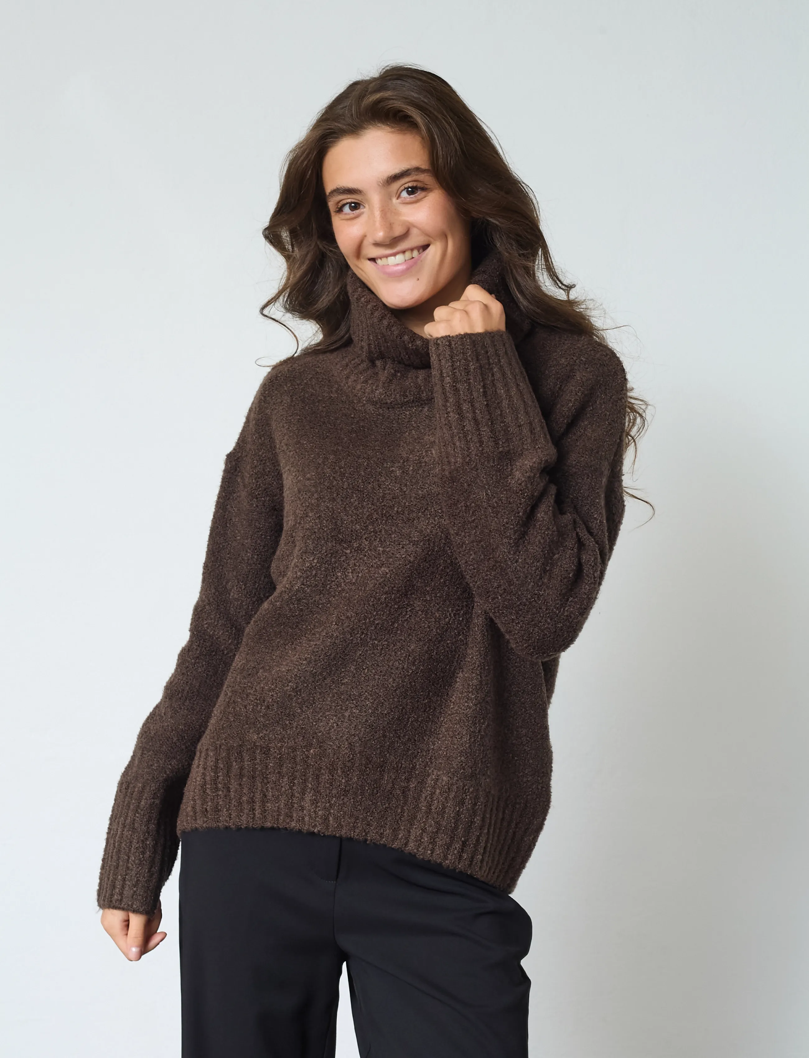 Sisters Point - HEMMA-PU - autumn clothing - mocha brown - 0