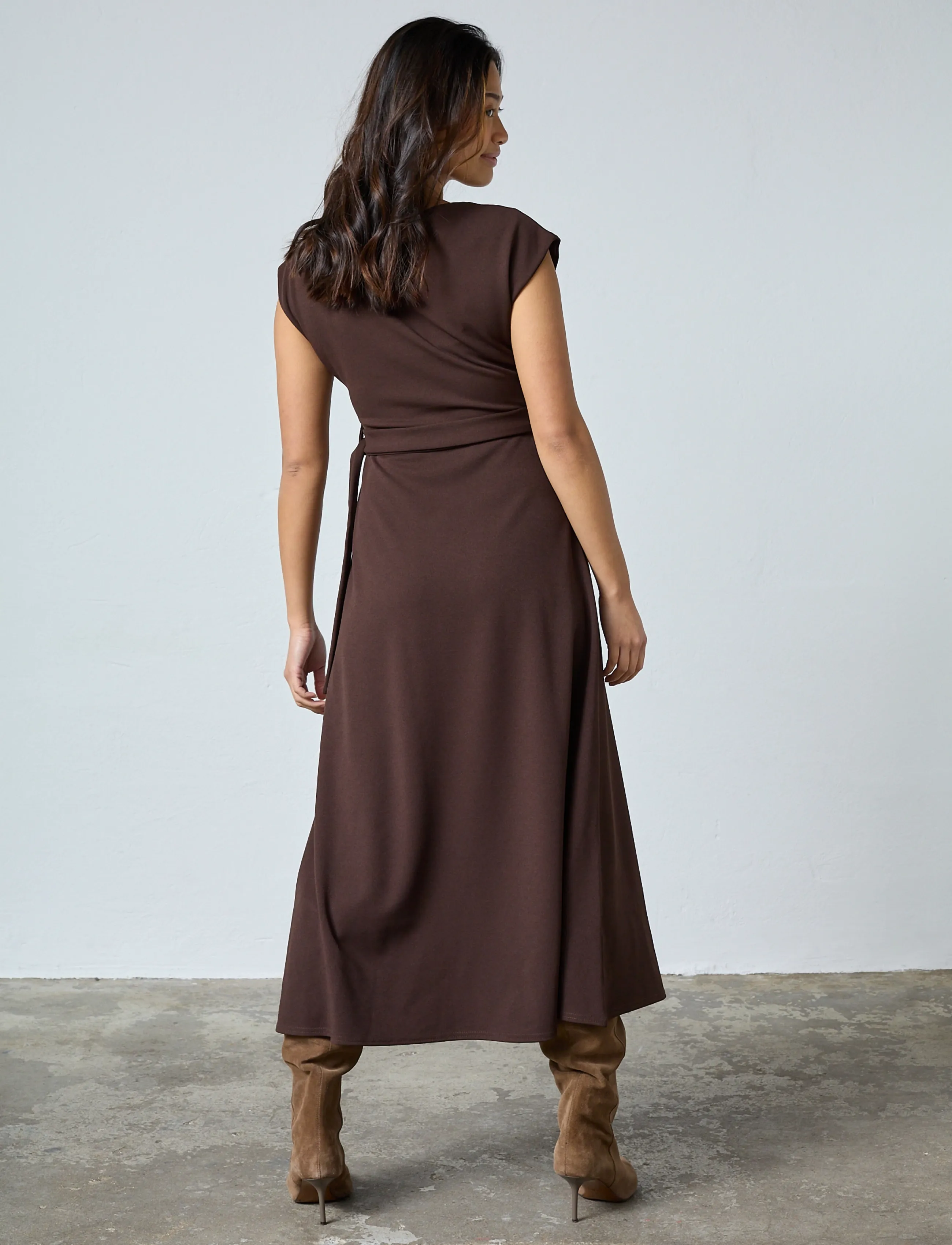 Sisters Point - GLUT-BELT.DR - midi dresses - d. chocolate - 3