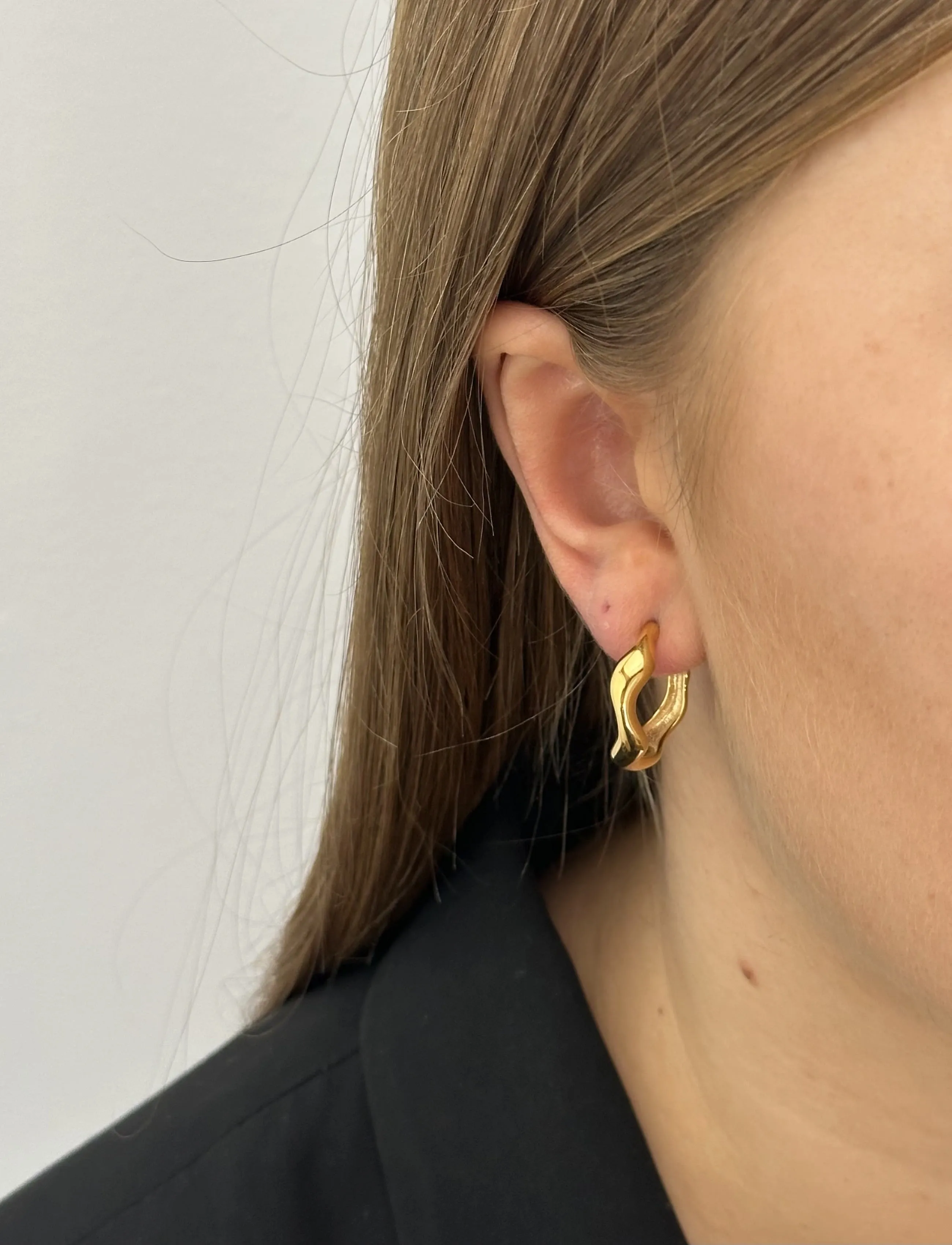 Sistie Wavy, One Size, Earrings, Gold - Hoops, Frauen