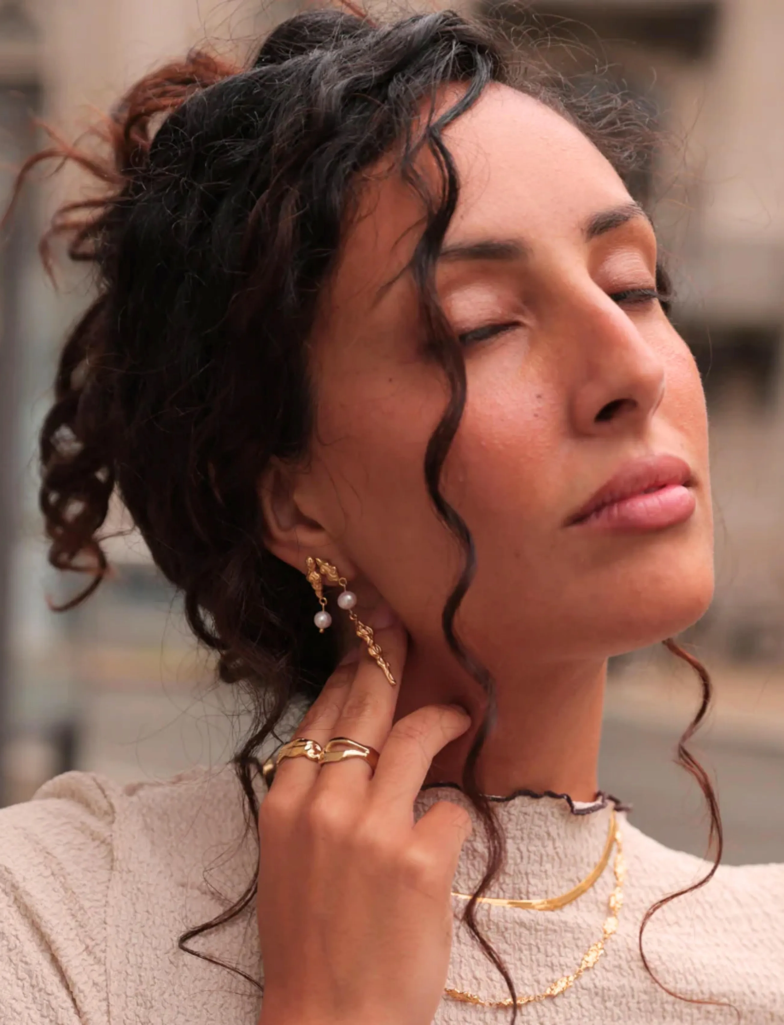 Sistie Freja Earrings Gold-Plated, One Size, Earrings, Gold - Pendants Frauen