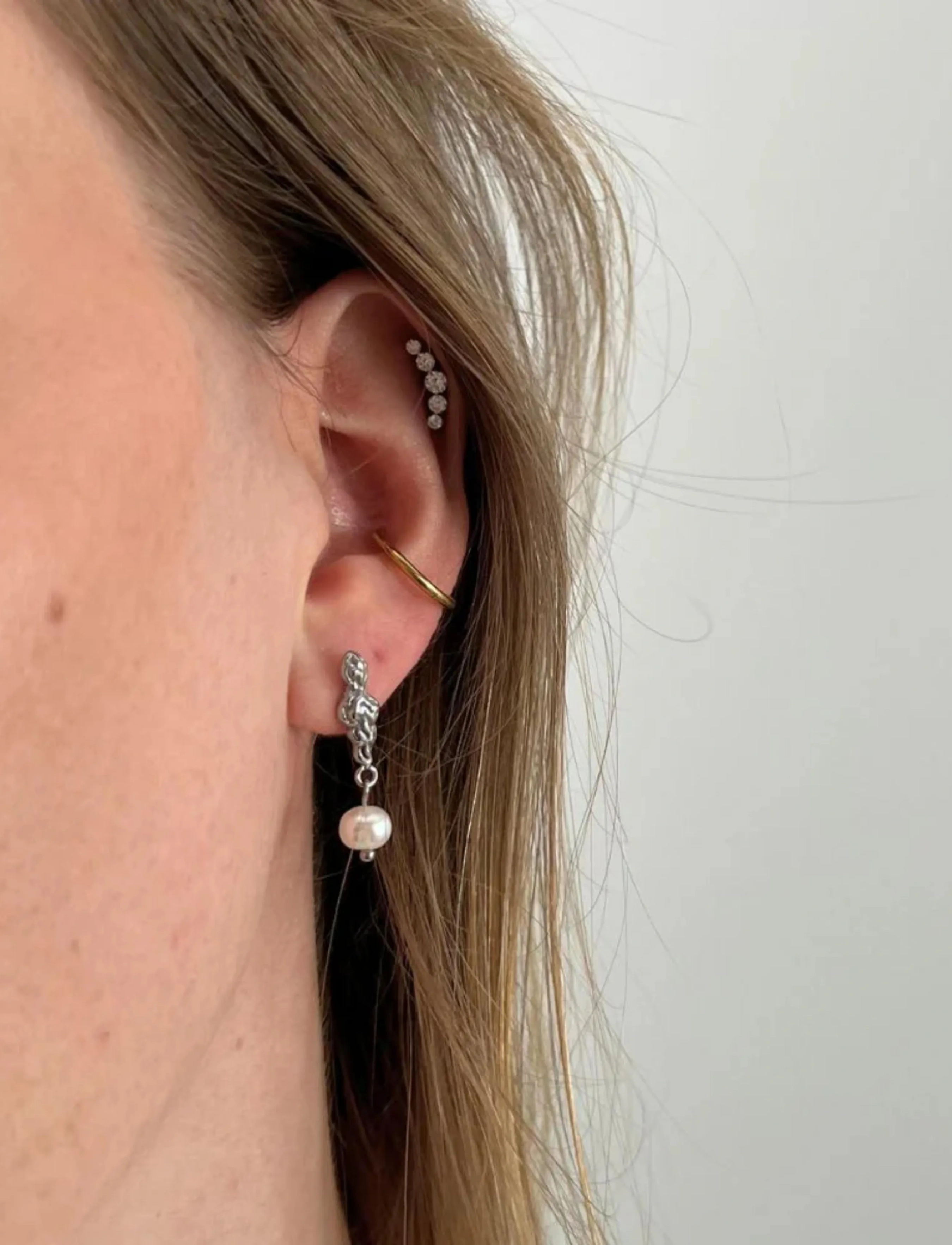 Sistie - Freja - Earrings Steel - rippuvad kõrvarõngad - silver - 1
