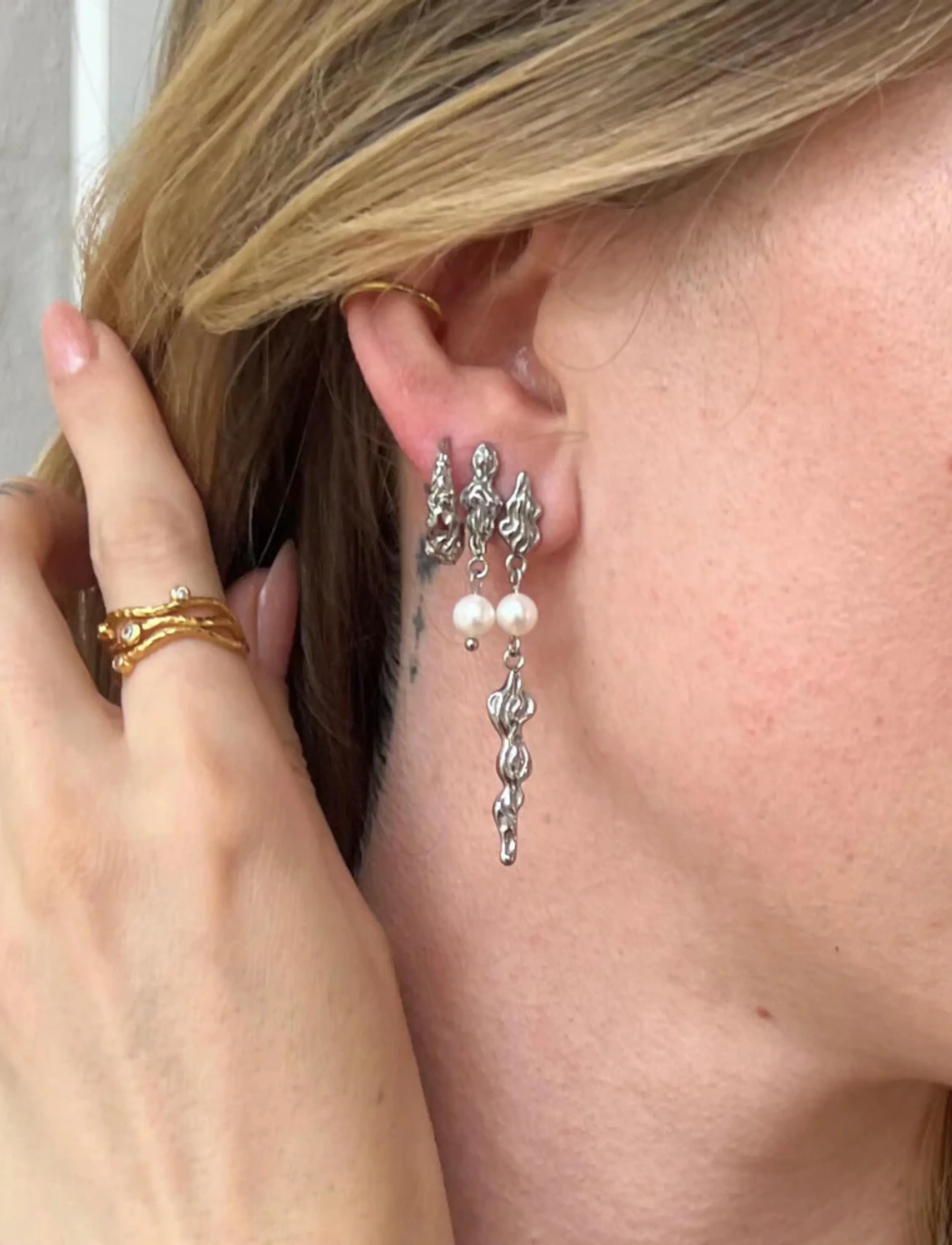 Sistie - Freja - Earrings Steel - rippuvad kõrvarõngad - silver - 2