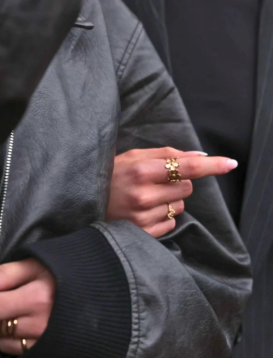 Sistie - Camellia - Ring Gold-plated - ringar - gold - 0