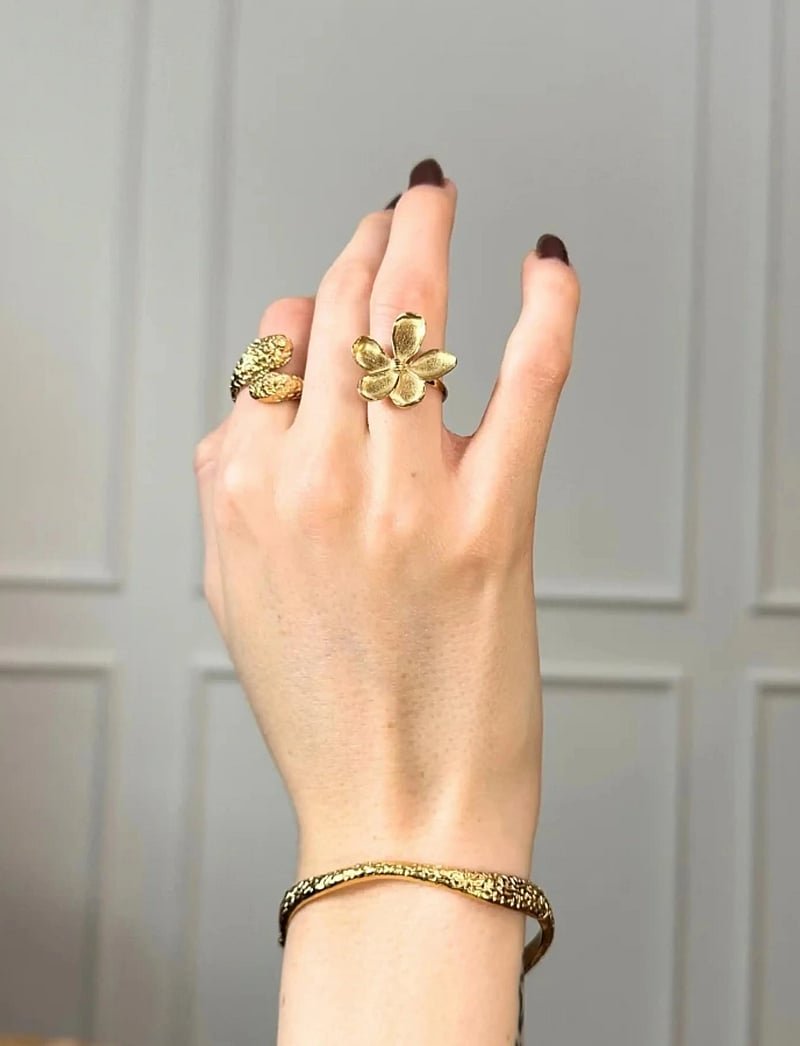 Sistie - Blumie - Ring Gold-plated - ringar - gold - 2