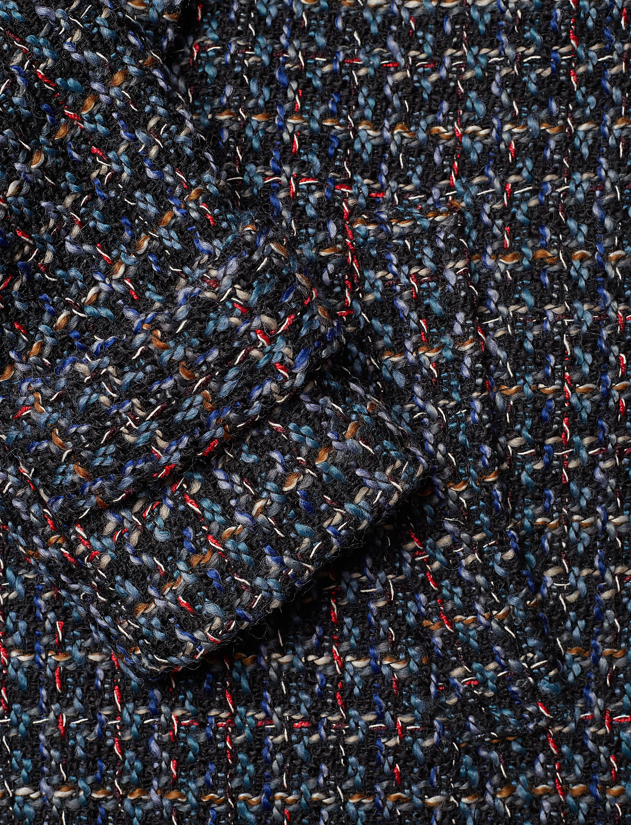 Six Ames - ODETTE - winter night - 3