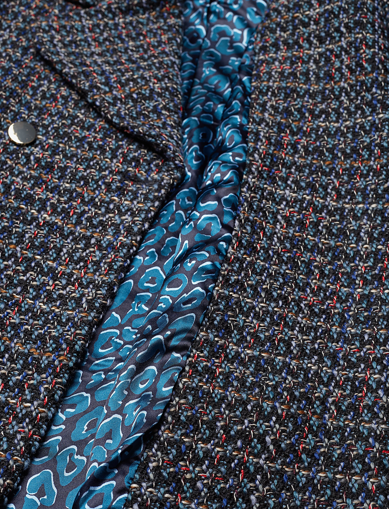 Six Ames - ODETTE - winter night - 4