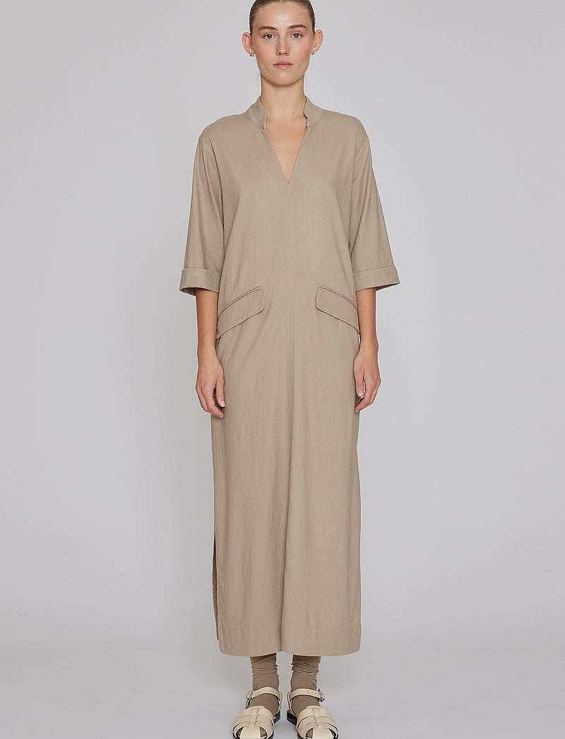 Six Ames - KAMELIA - midi kjoler - almondine - 3