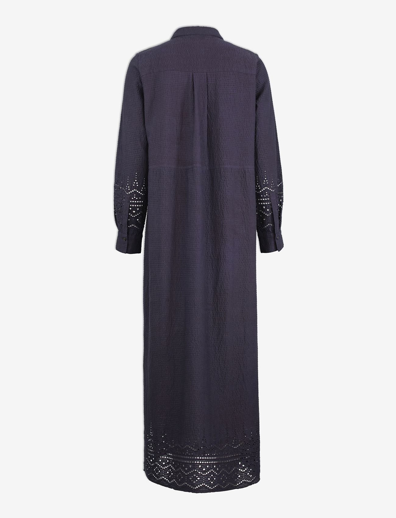 Six Ames - WITA - hemdkleider - night sky - 2