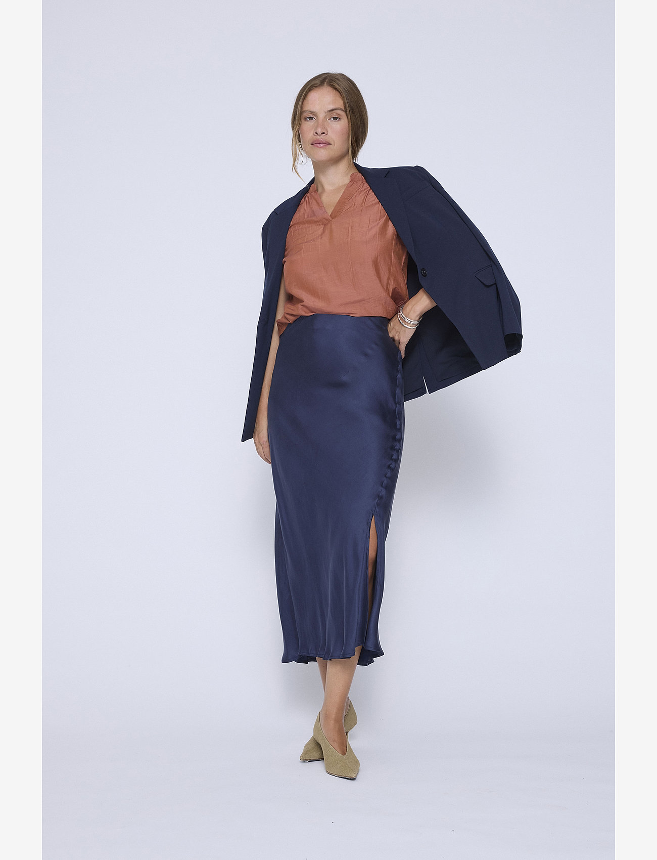 Six Ames - ARIANA - satinröcke - night sky - 2