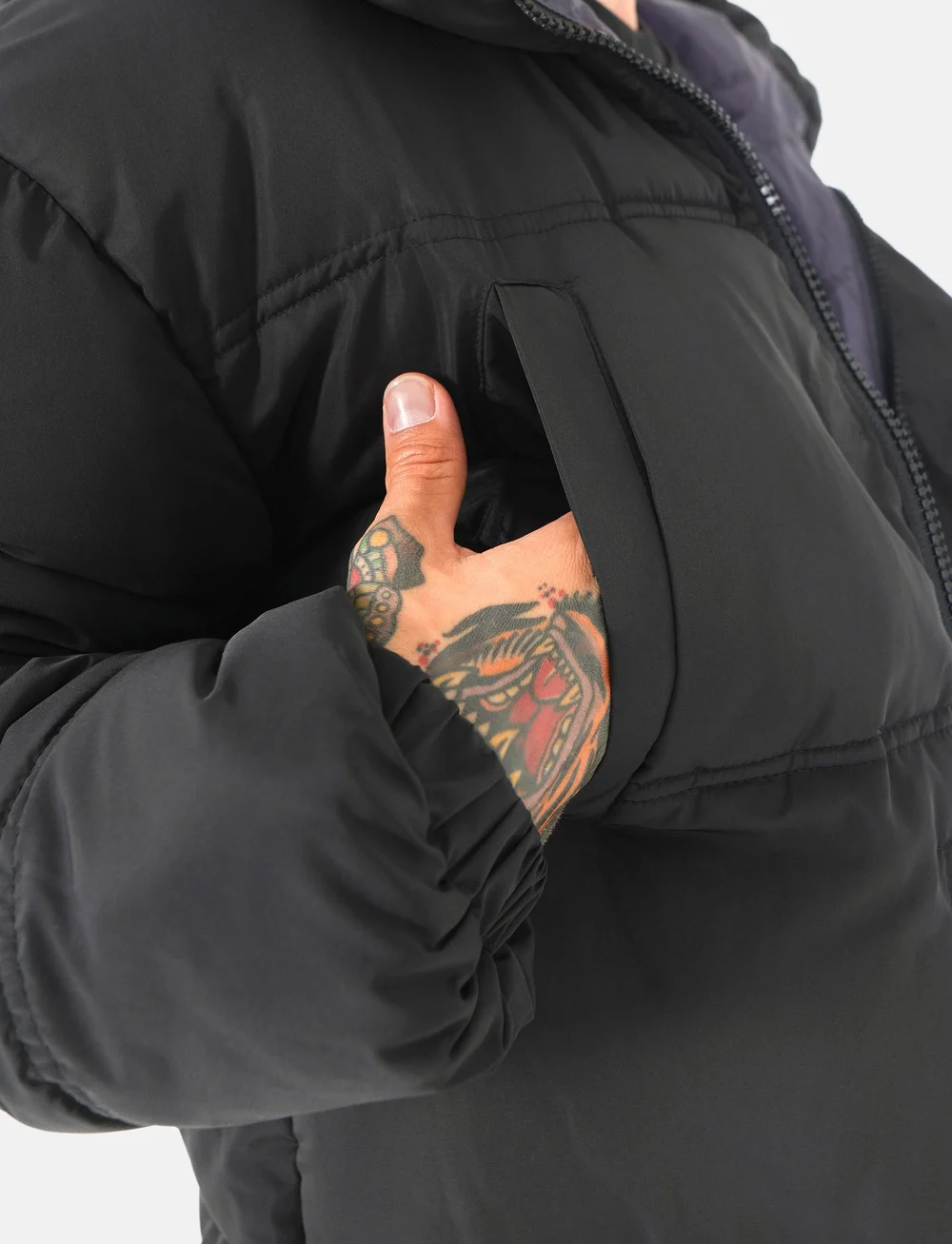 SIXTH JUNE Long Puffer Jacket With Hood 84.44 Kaufen Sie Gefutterte Jacken von SIXTH JUNE online unter Boozt . Schnelle Lieferung und einfache Retouren