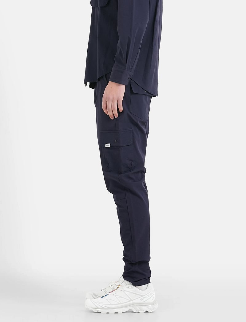 SIXTH JUNE - UTILITY NYLON CARGO PANTS - cargohose - navy - 5