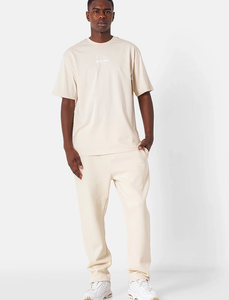 SIXTH JUNE - ESSENTIALS PUFF LOGO TSHIRT - kortärmade t-shirts - ecru - 3