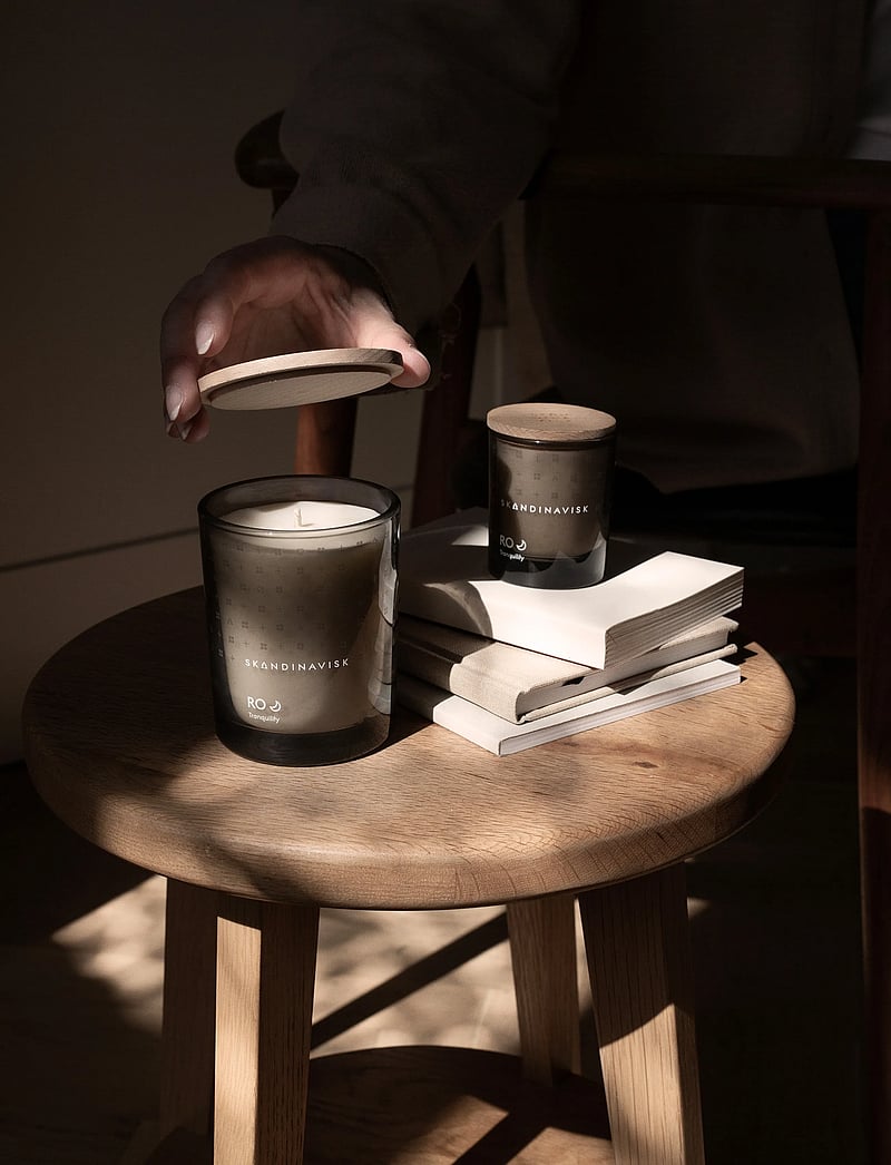 Skandinavisk - RO Scented Candle 200g - above 500kr - cool grey - 0