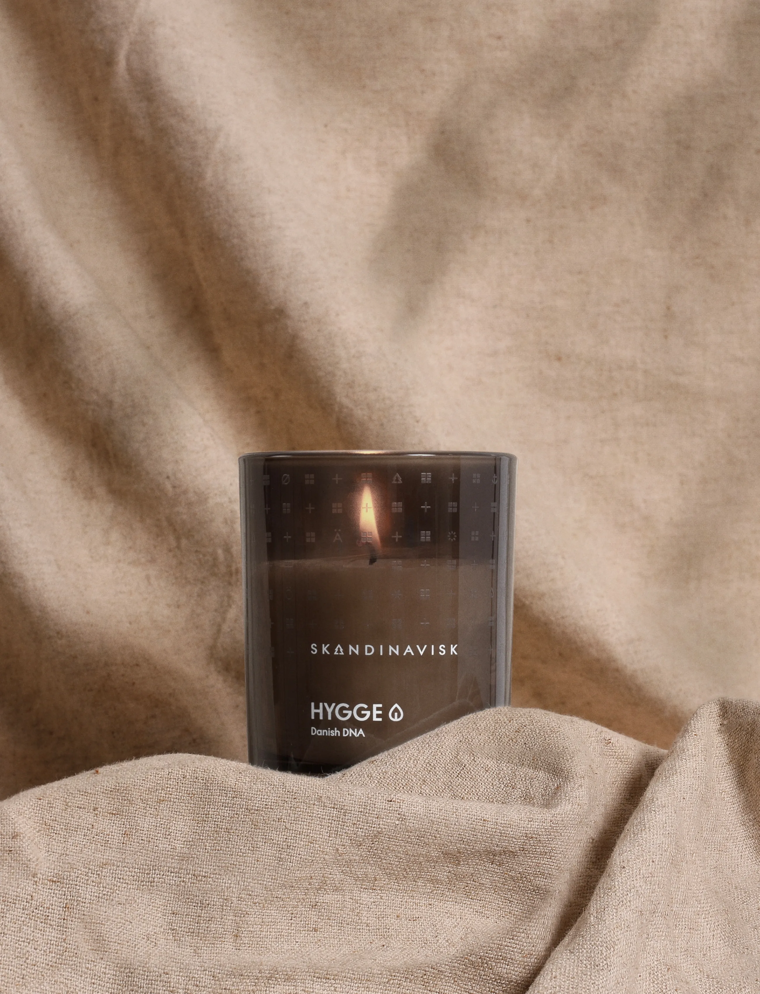 Skandinavisk - HYGGE Scented Candle 200g - mellem 200-500 kr - camel brown - 4