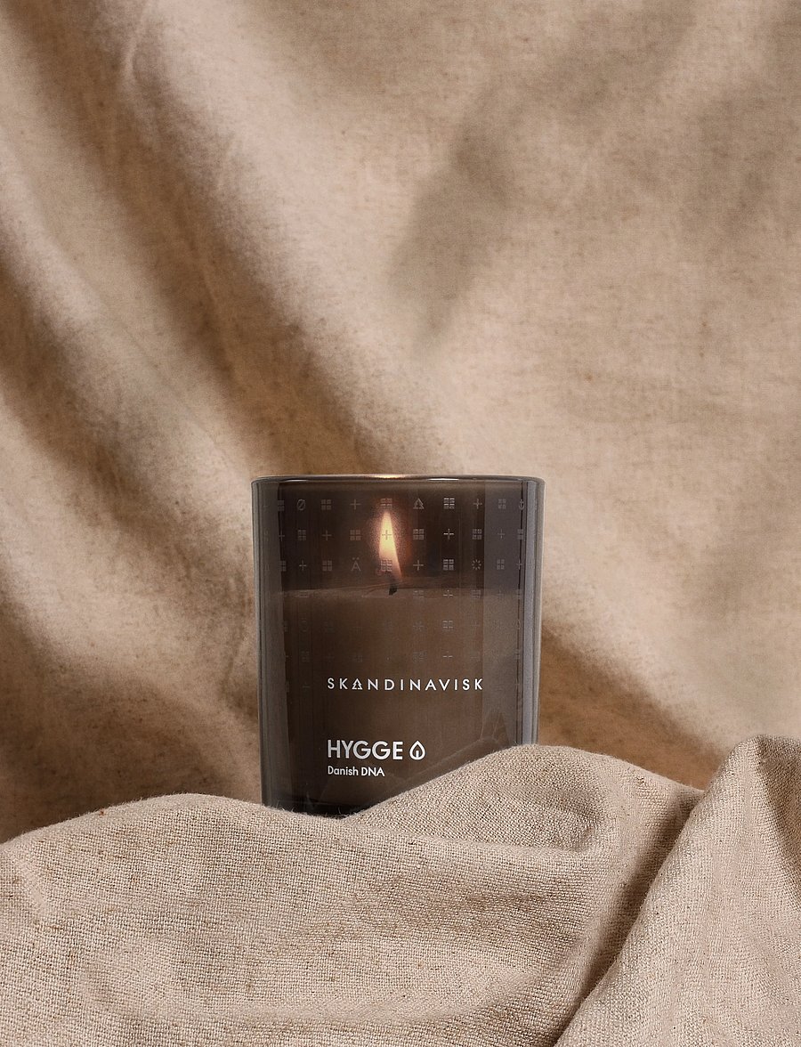 Skandinavisk - HYGGE Scented Candle 200g - above 500kr - camel brown - 4