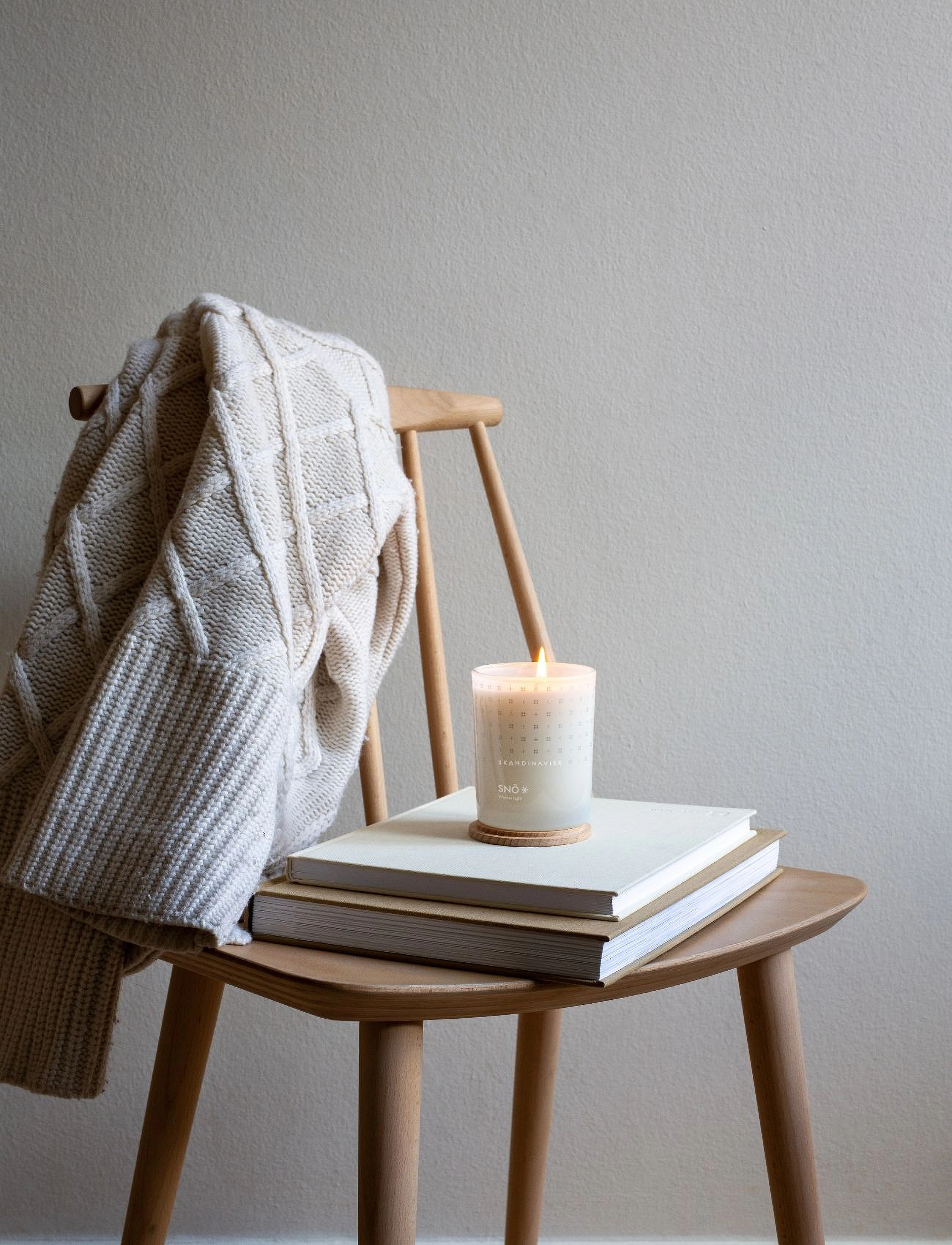 Skandinavisk Snö Special Edition Scented Candle 200G, 200 g, White, Hjem > Duftlys, Dame