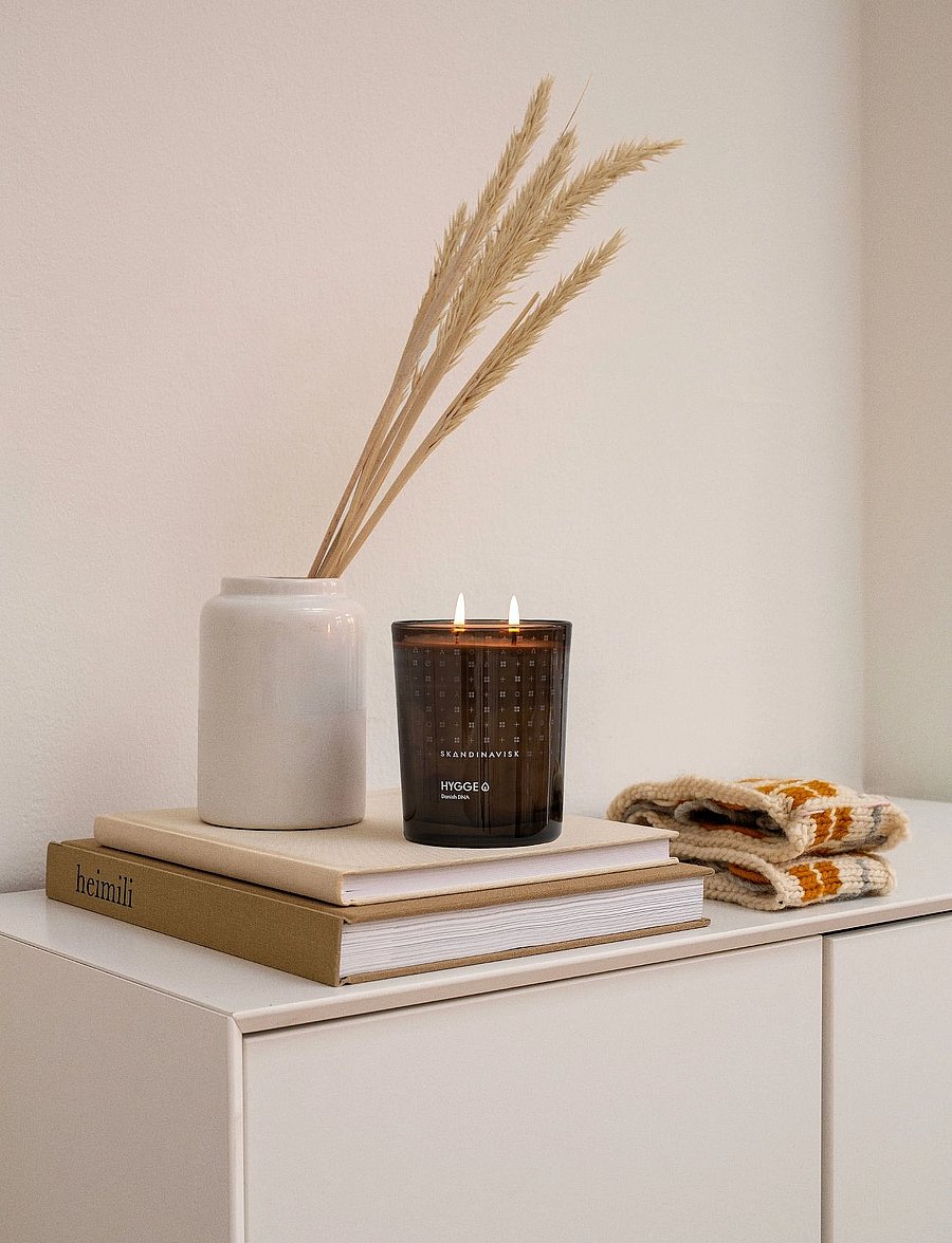 Skandinavisk - HYGGE 2-wick Scented Candle 350g - above 500kr - camel brown - 0