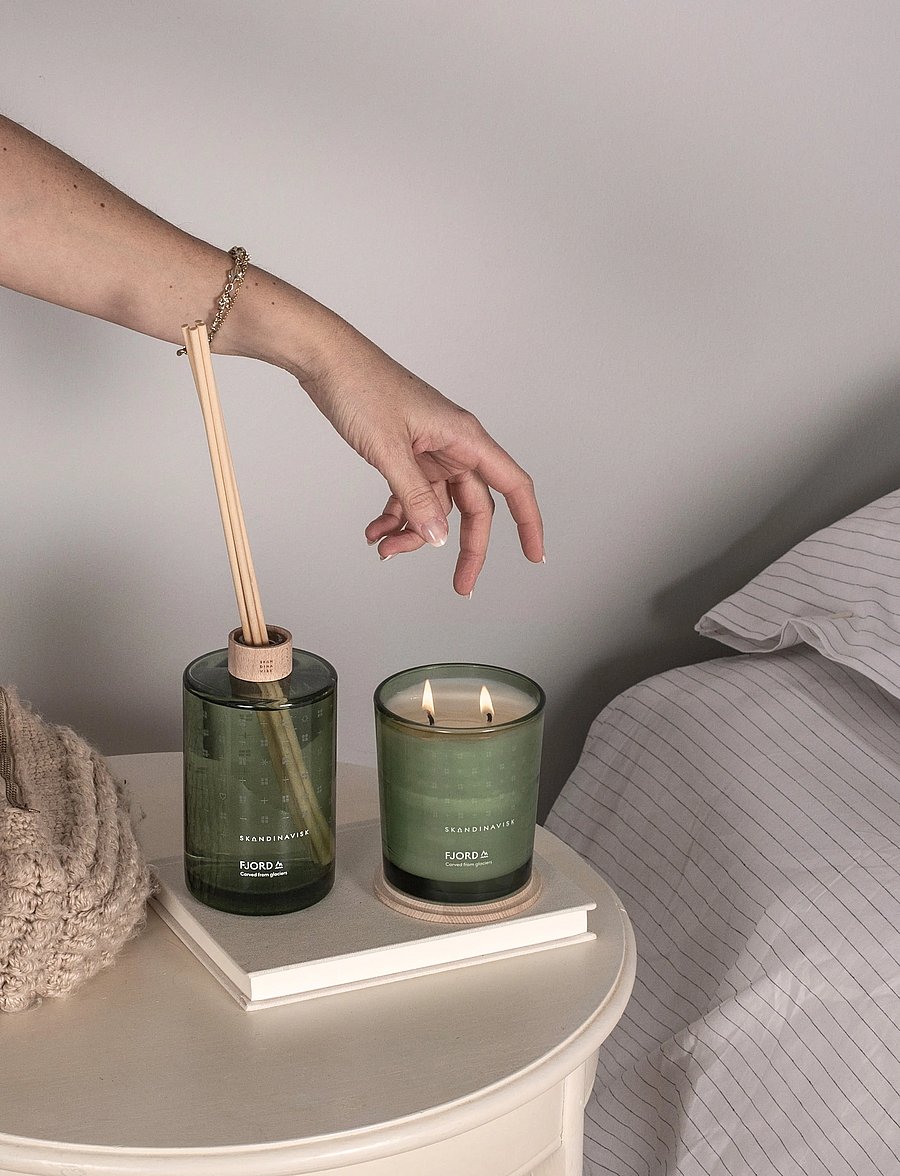 Skandinavisk - FJORD 2-wick Scented Candle 350g - above 500kr - fjord green - 0
