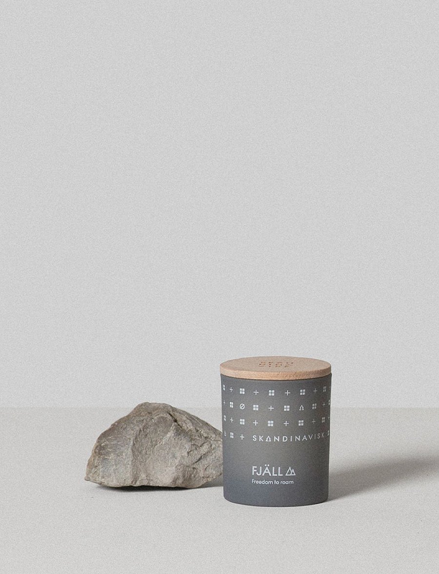 Skandinavisk - FJÄLL Scented Candle 65g - above 500kr - dark grey - 0
