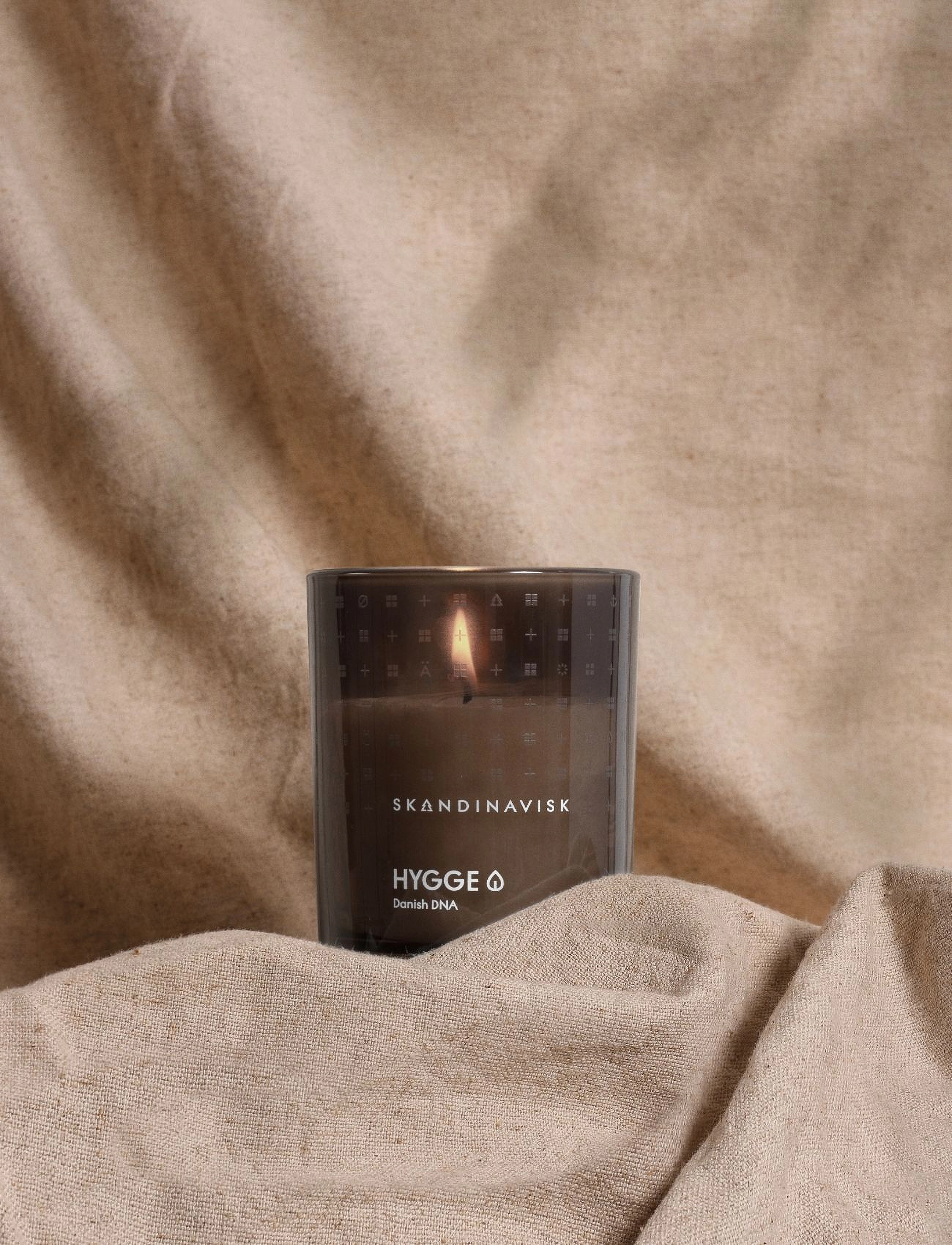 Skandinavisk - HYGGE Scented Candle 65g Special Edition - camel brown - 4