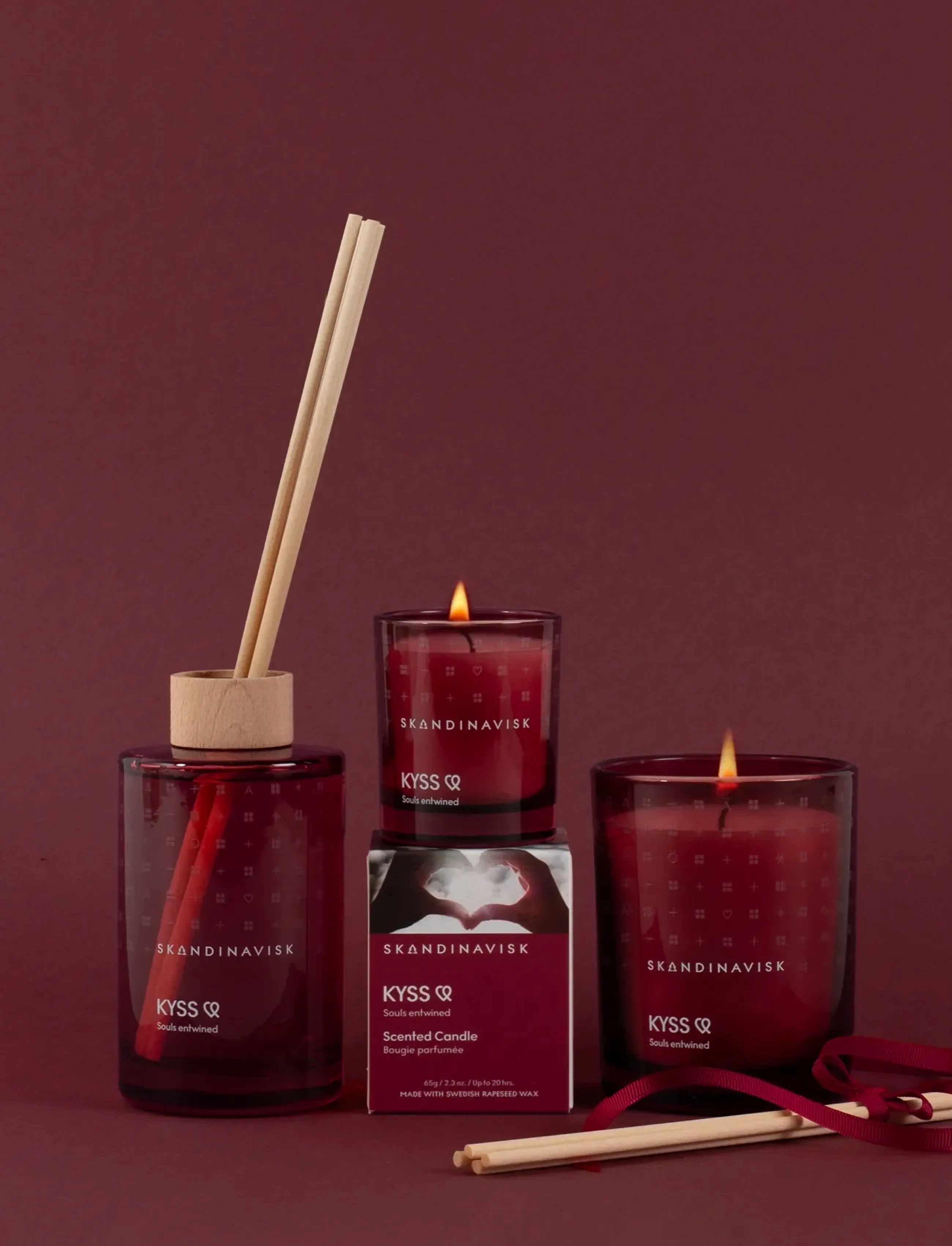 Skandinavisk - KYSS Scented Candle 65g - under 200 kr - warm love red - 4