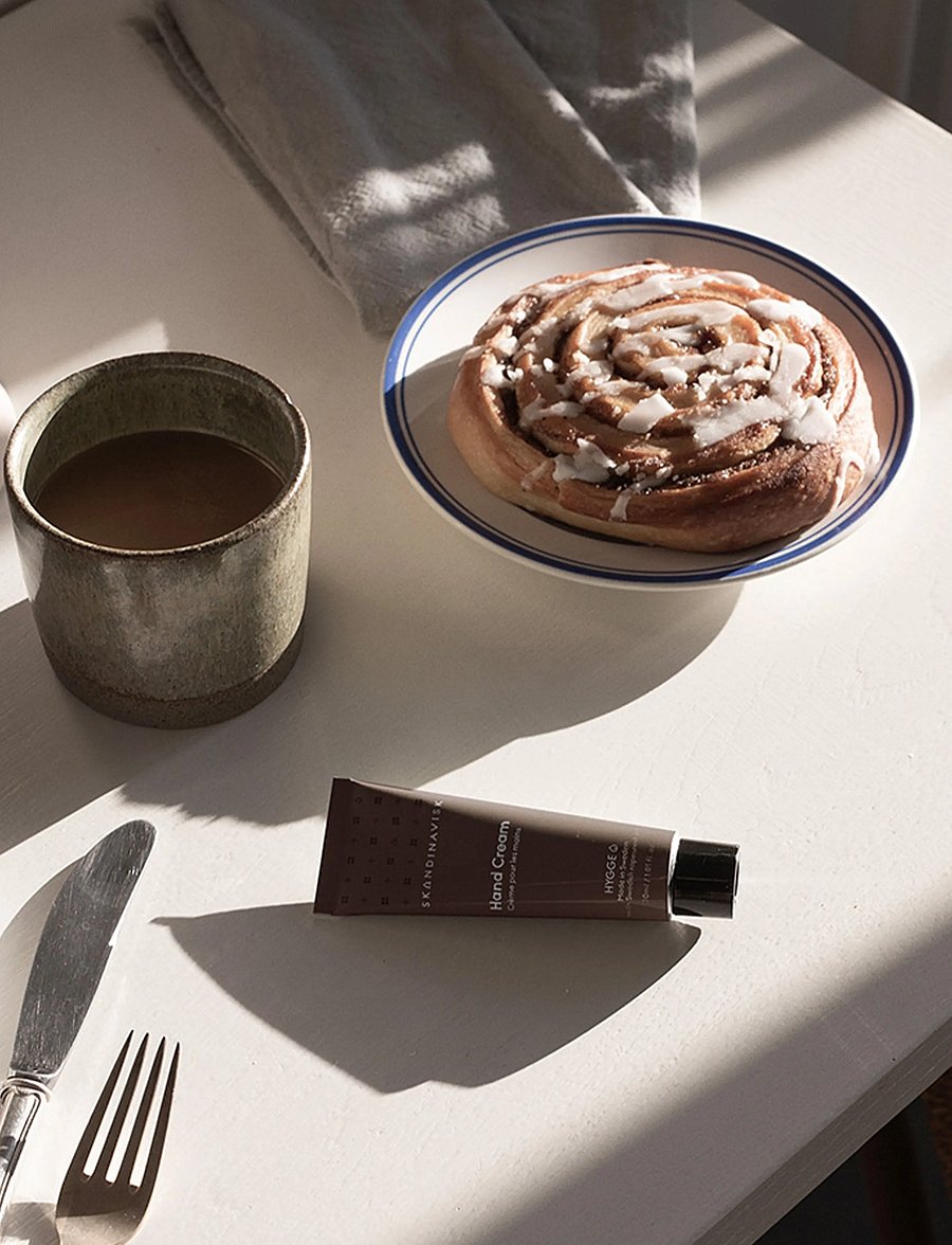 Skandinavisk - HYGGE Hand Cream 30ml - camel brown - 0