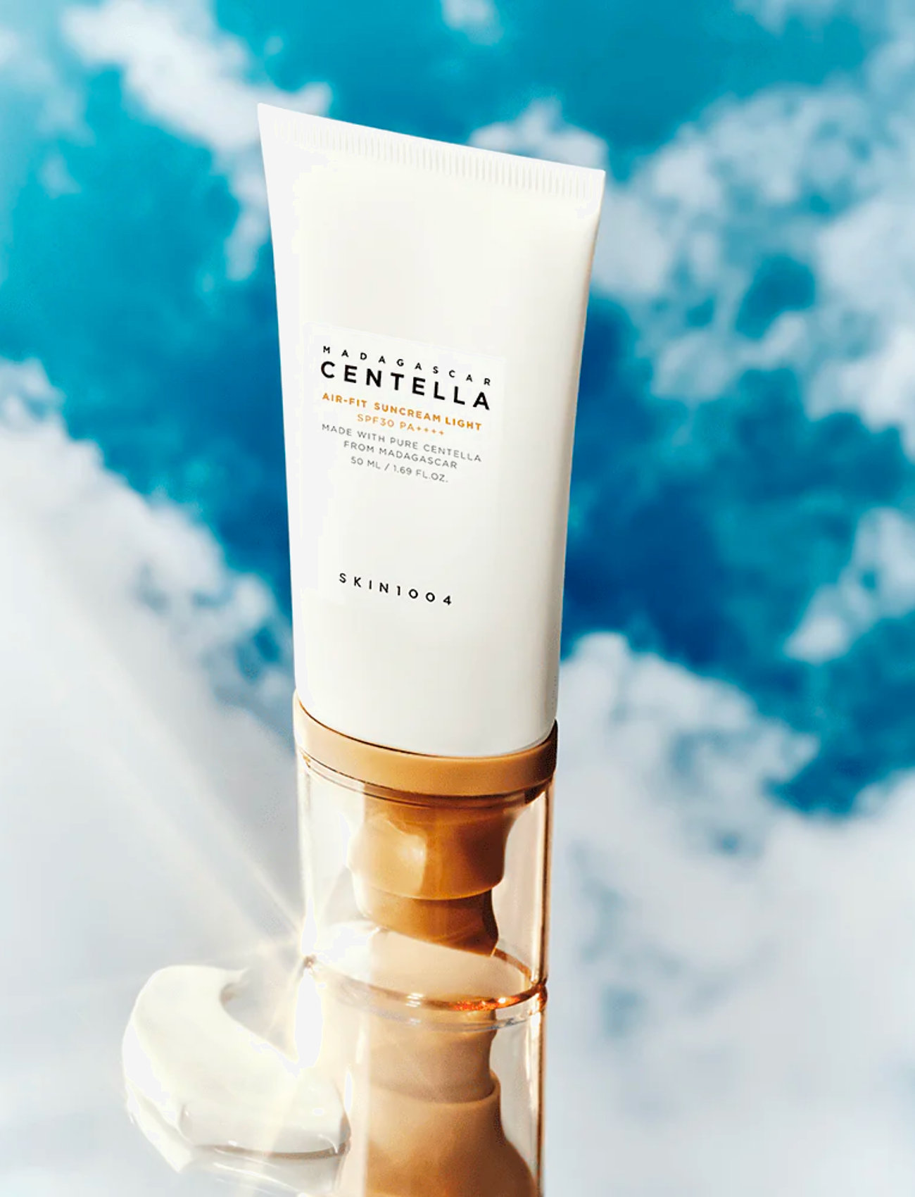 SKIN1004 - Madagascar Centella Air-Fit Suncream Light - til kroppen - clear - 1