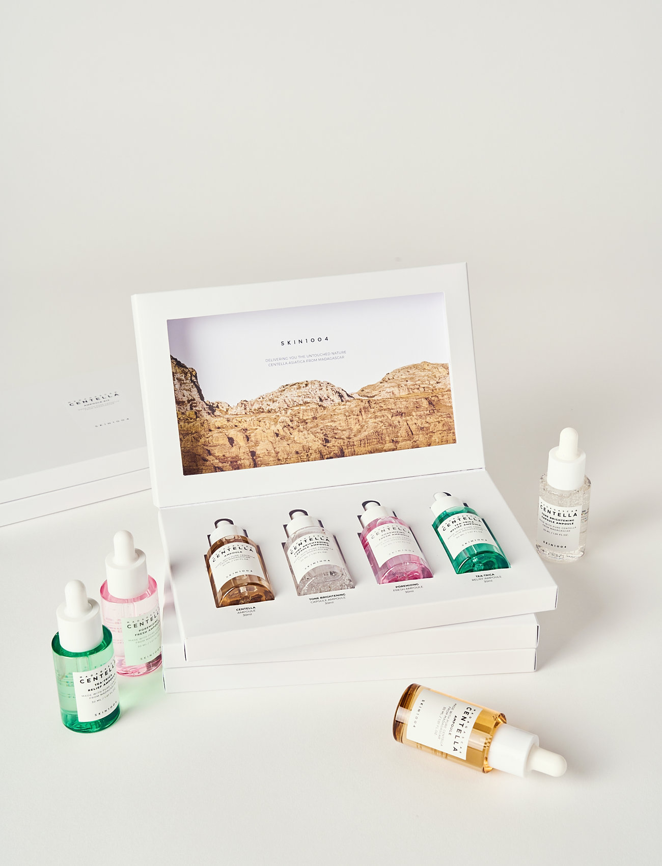 SKIN1004 - Madagascar Centella Ampoule Kit - miehille - clear - 1