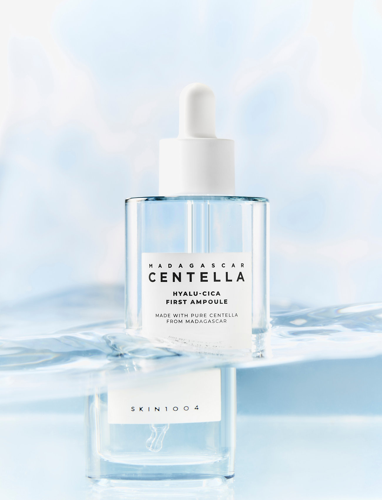SKIN1004 - Madagascar Centella Hyalu-Cica First Ampoule - serum & olier - clear - 1