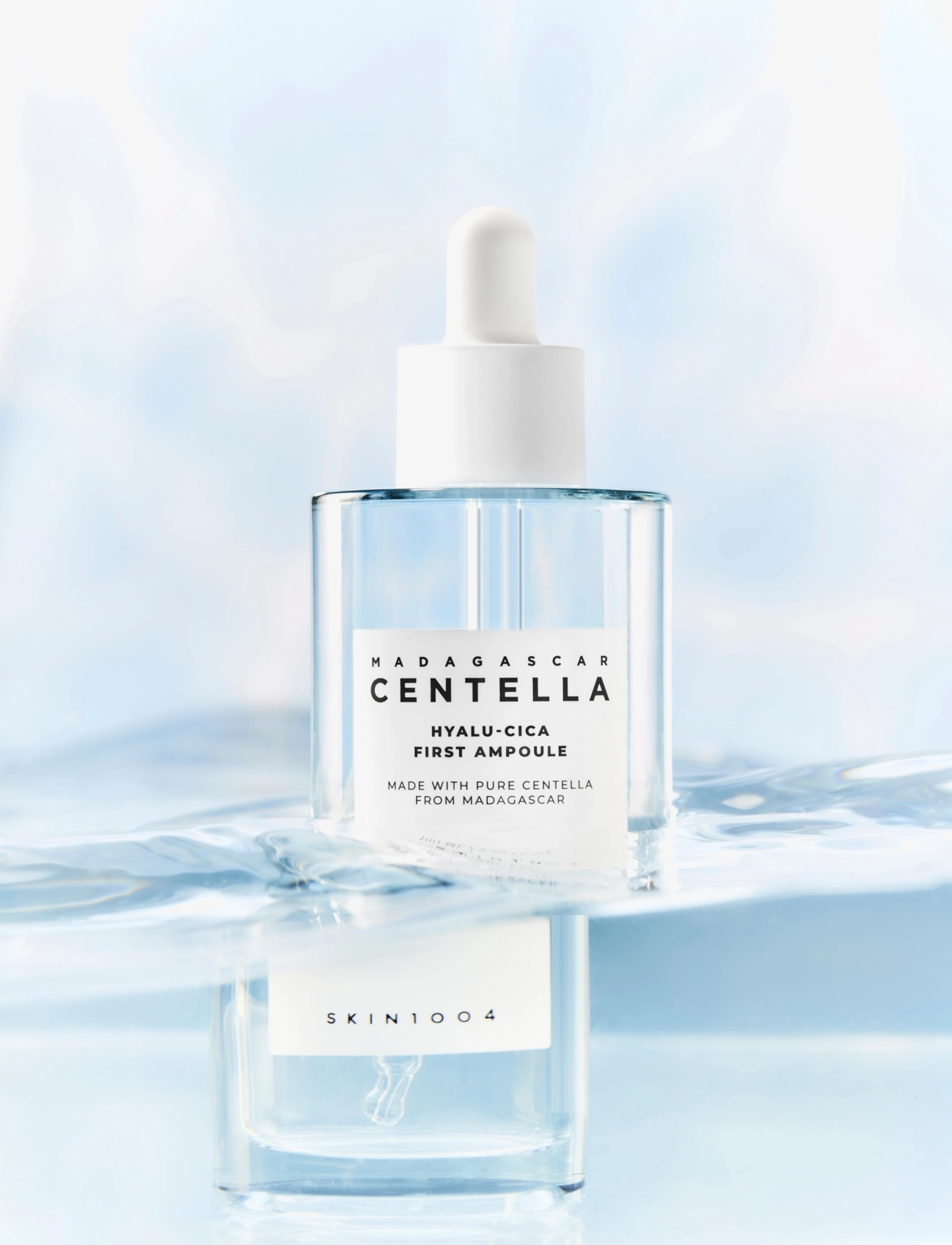 SKIN1004 - Madagascar Centella Hyalu-Cica First Ampoule - serum & oljor  - clear - 1