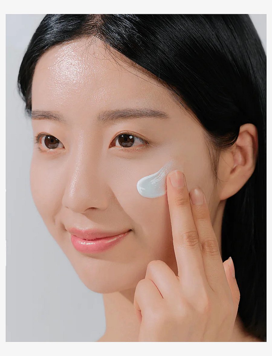 SKIN1004 - Madagascar Centella Hyalu-Cica Water-Fit Sun Serum Twin Pack - til ansigtet - clear - 2