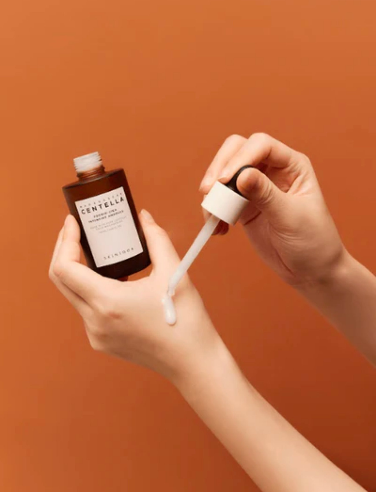 SKIN1004 - Madagascar Centella Probio-Cica Intensive Ampoule - serum & oljor  - clear - 1