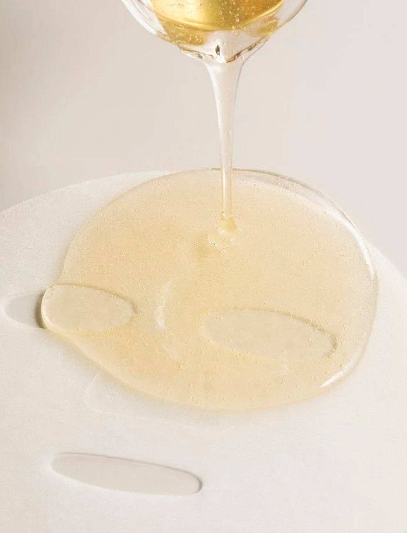 SKIN1004 - Madagascar Centella Watergel Sheet Ampoule Mask - clear - 1