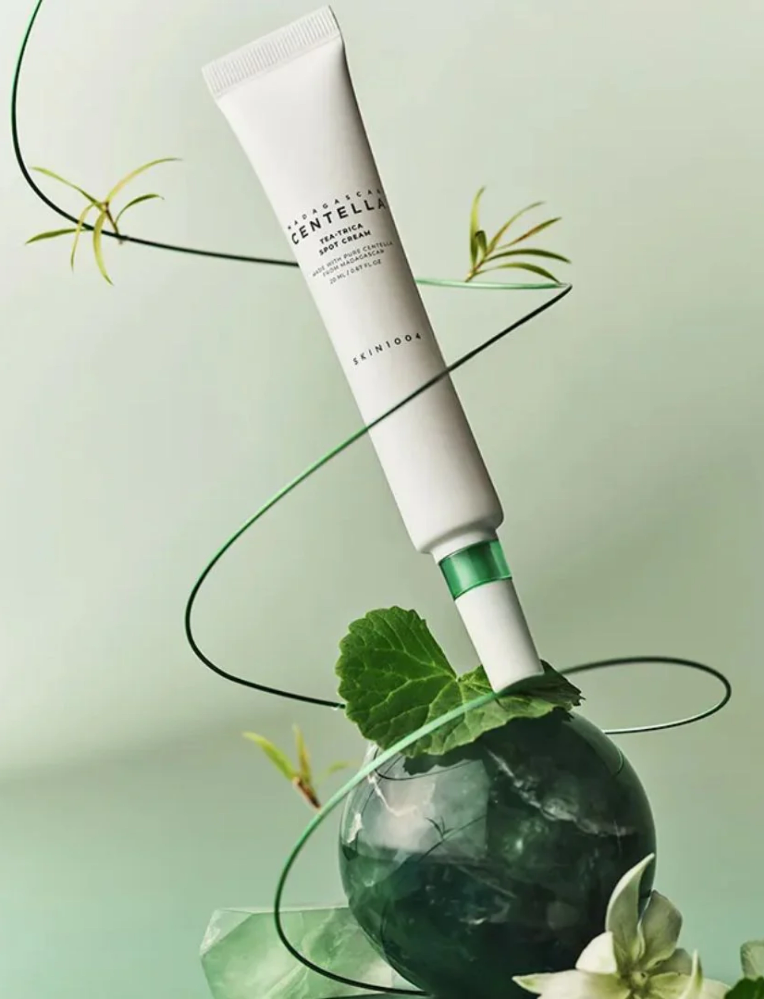 SKIN1004 Centella Tea-Trica Spot Cream rengöring & peeling dam – bild 3