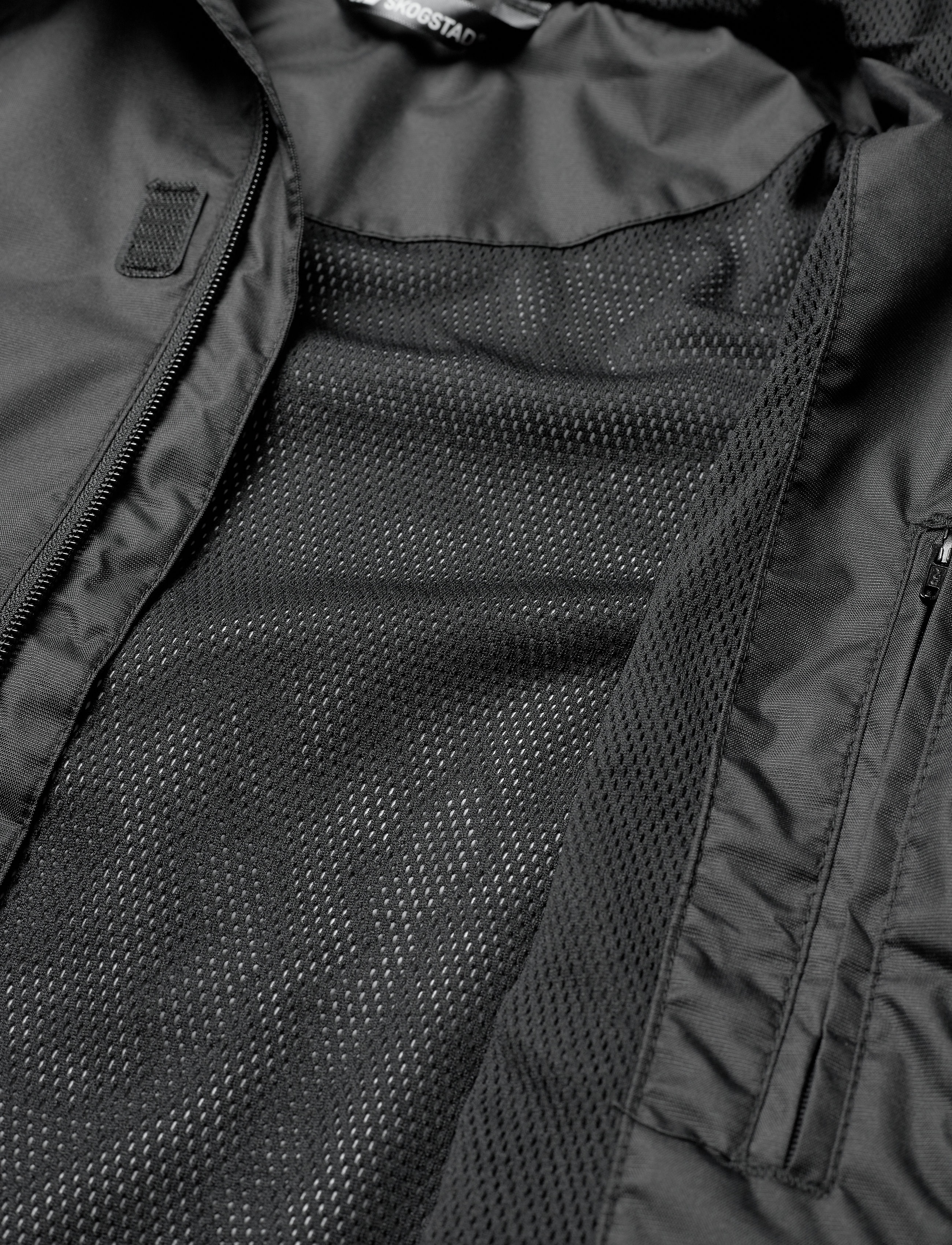 Skogstad - Risøy 2-layer technical rain jacket - black - 5