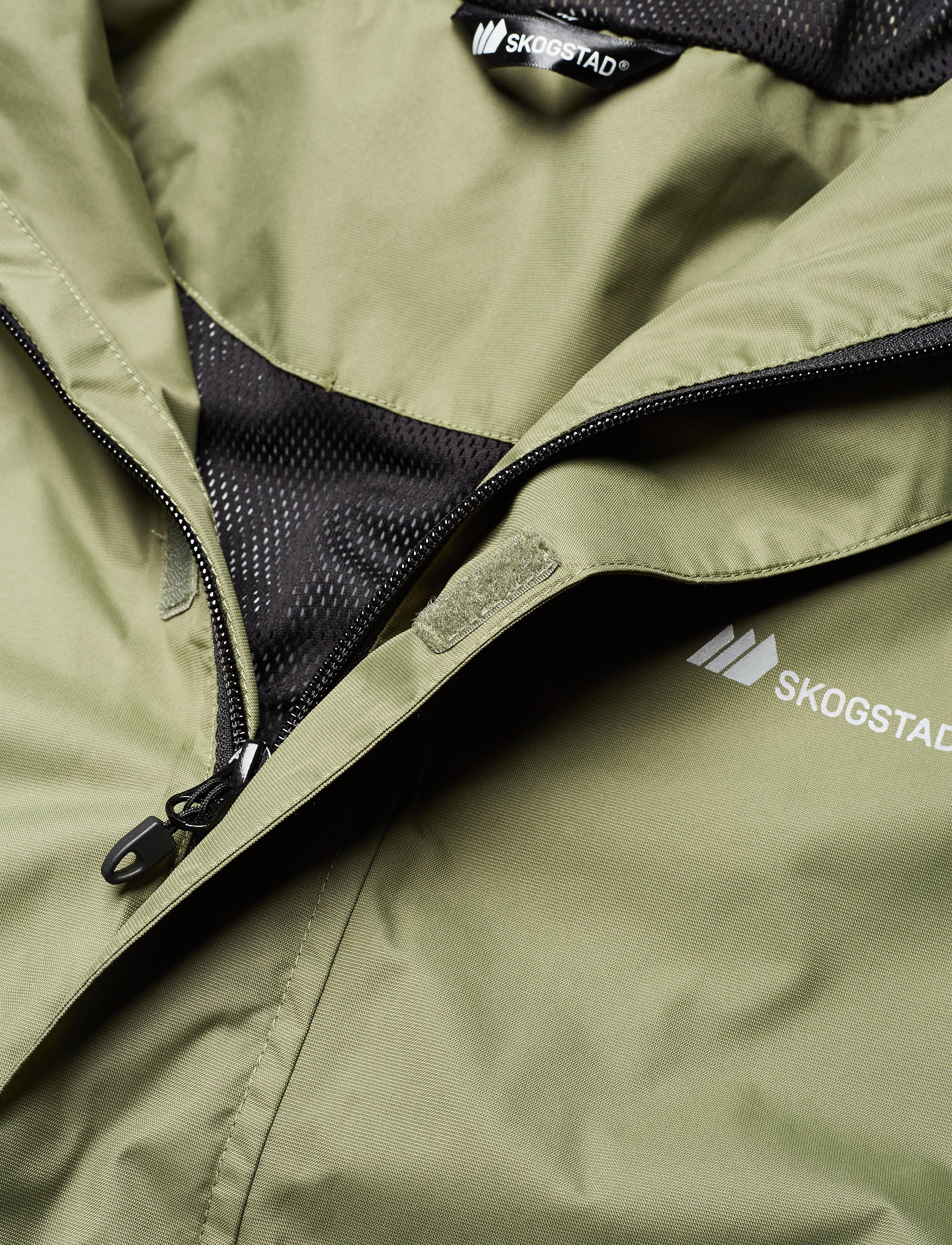 Skogstad - Føyno   2-layer Teachnical Rain Jacket - four leaf - 4