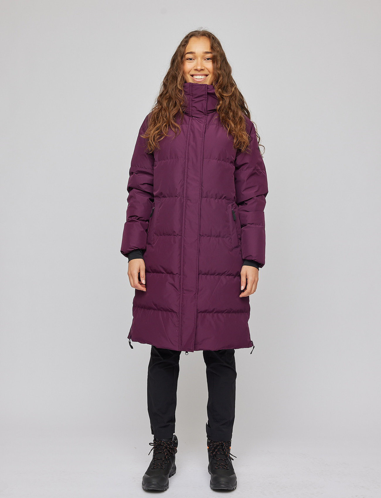 Skogstad - W Haugland - winter coats - potent purple - 1