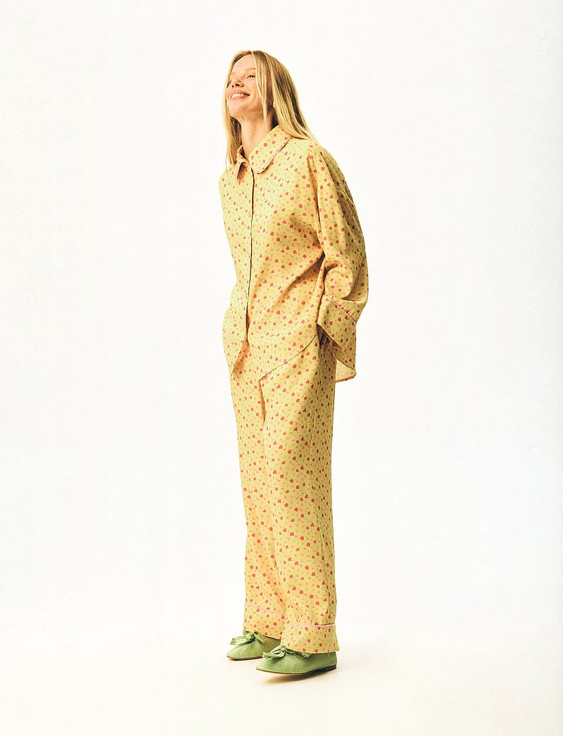 Sleeper - Pastelle Oversized Pants in Wild Painsies - wide leg trousers - multicolor - 0