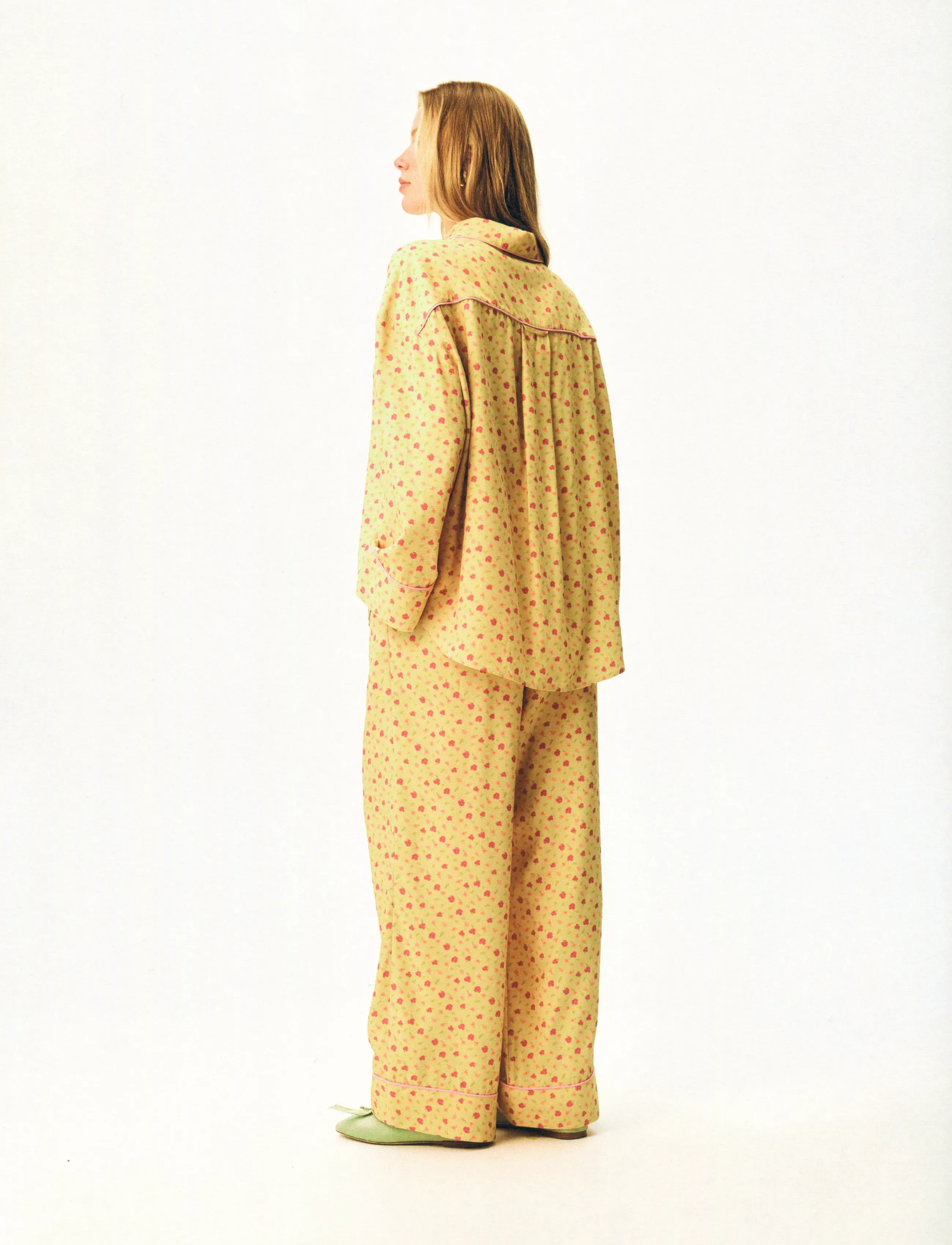 Pastelle Oversized Pants In Wild Painsies 2