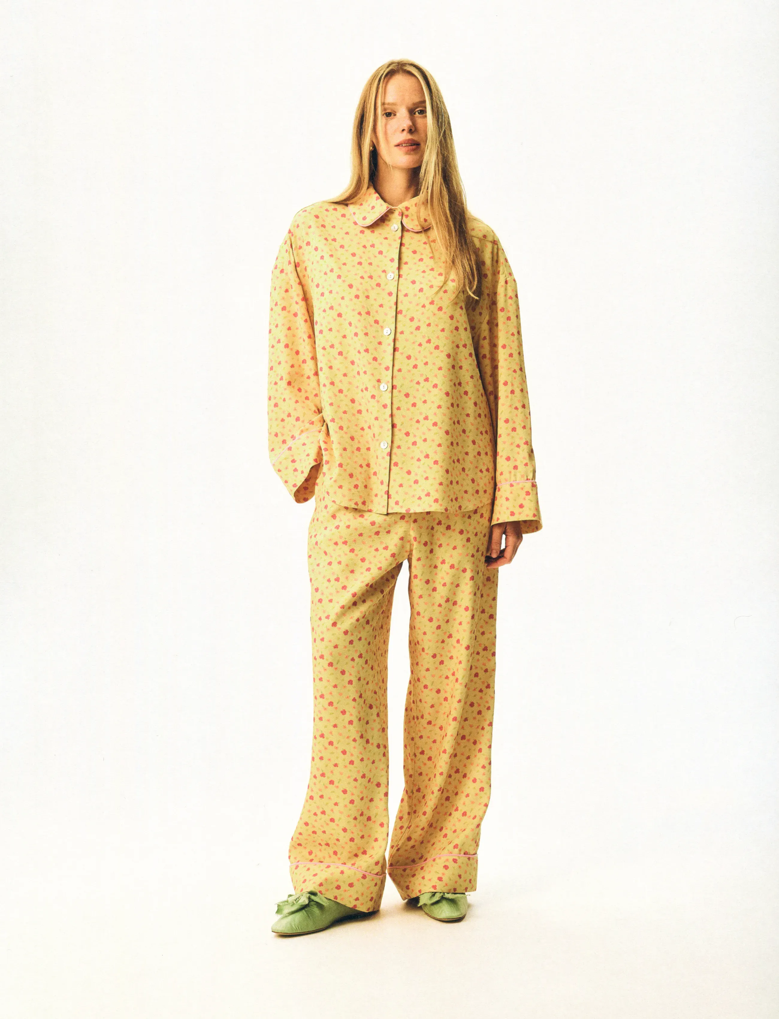 Pastelle Oversized Pants In Wild Painsies 3