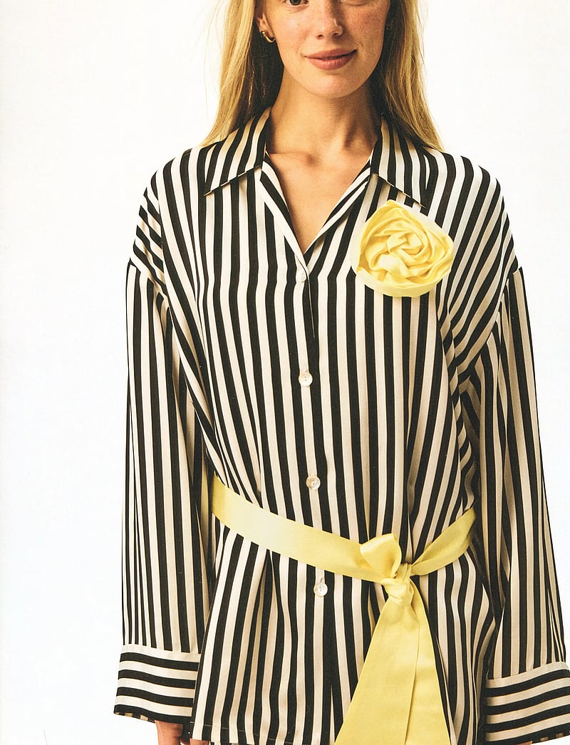 Sleeper - The Rose Oversized Pajama Set in Stripes with Yellow trim - pyjamas - white&black - 2