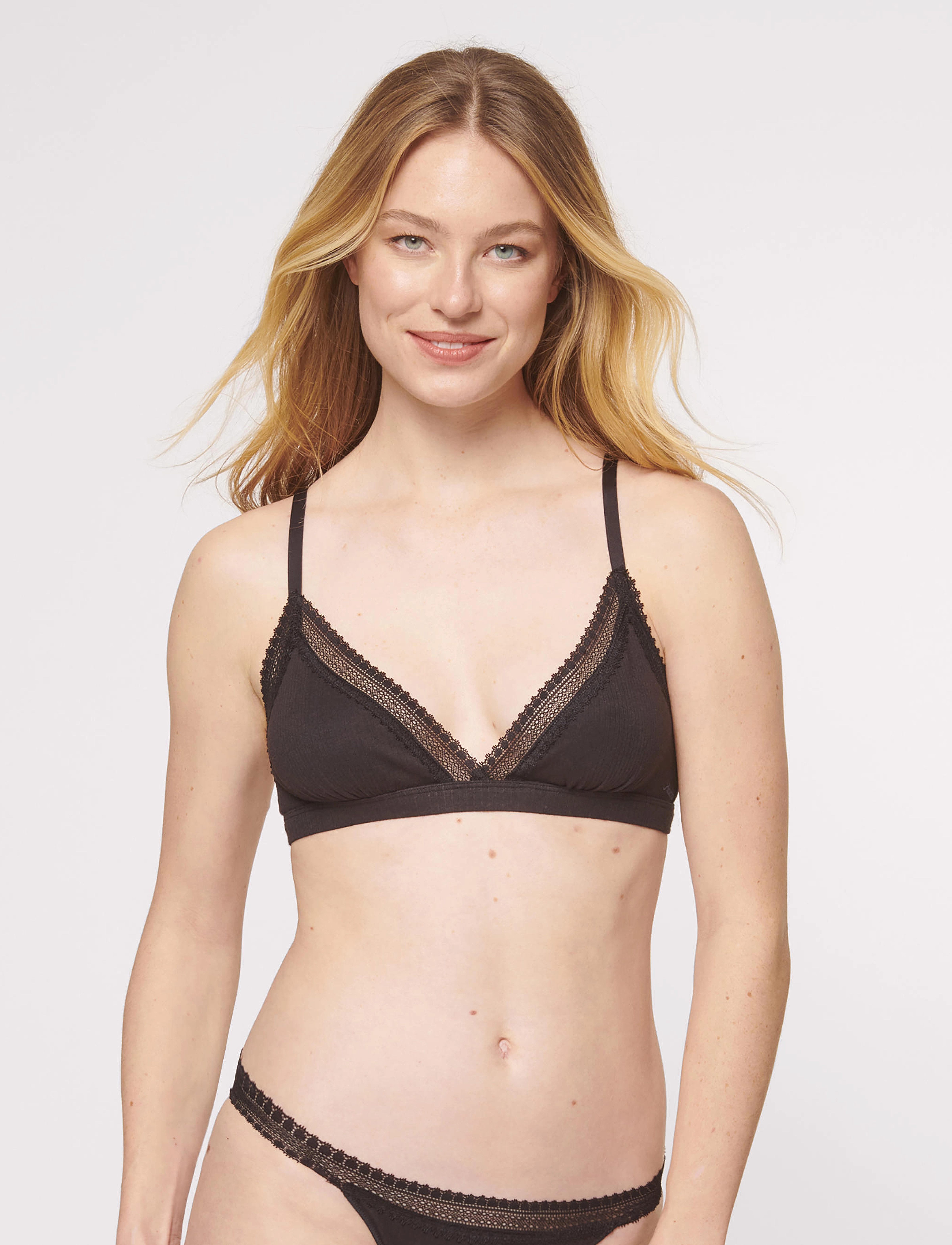 sloggi - sloggi GO Ribbed Bralette - black - 2