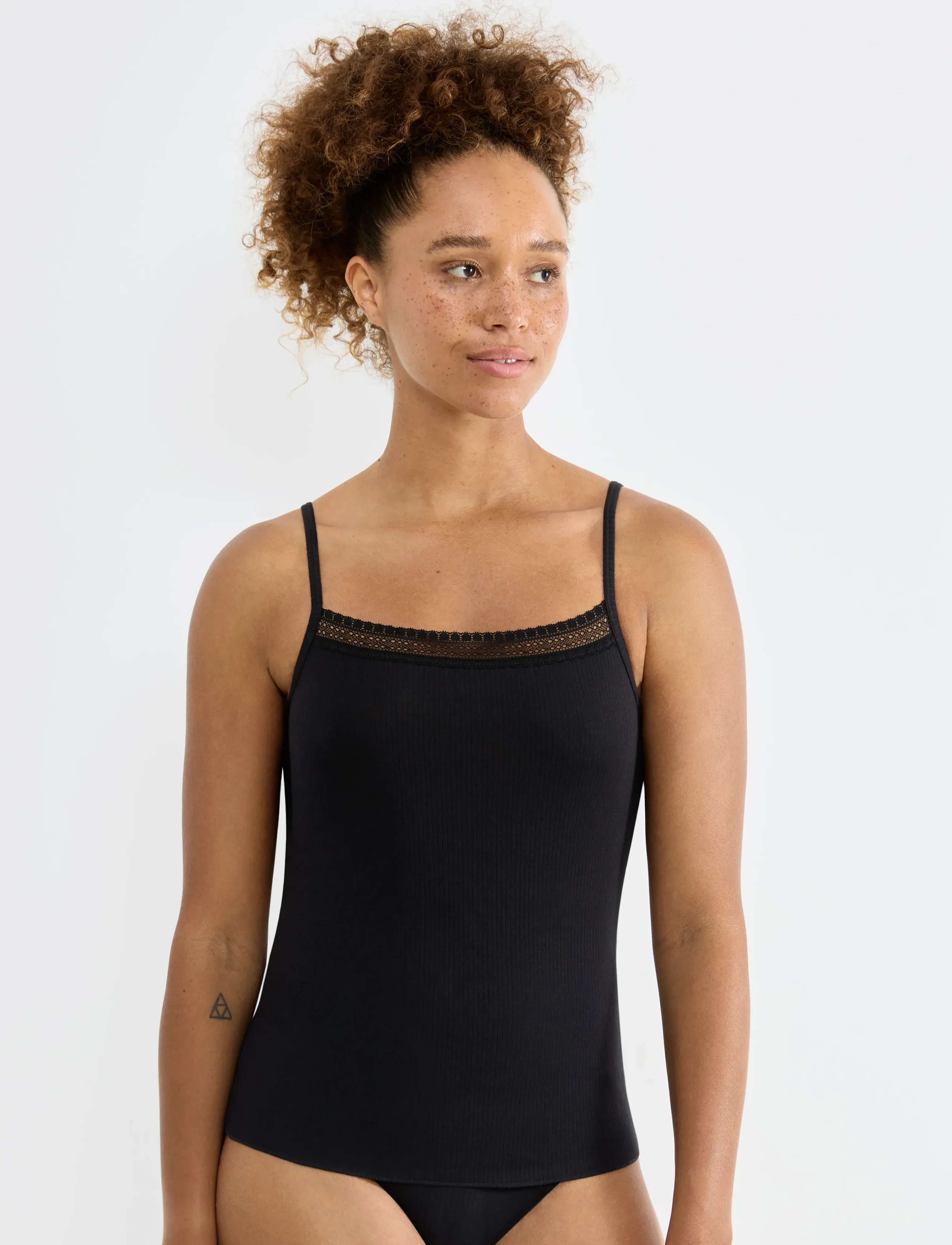 sloggi Go Ribbed Spaghetti Top, Kvinder, Ribbet Spaghetti Top, Sort, Str: M