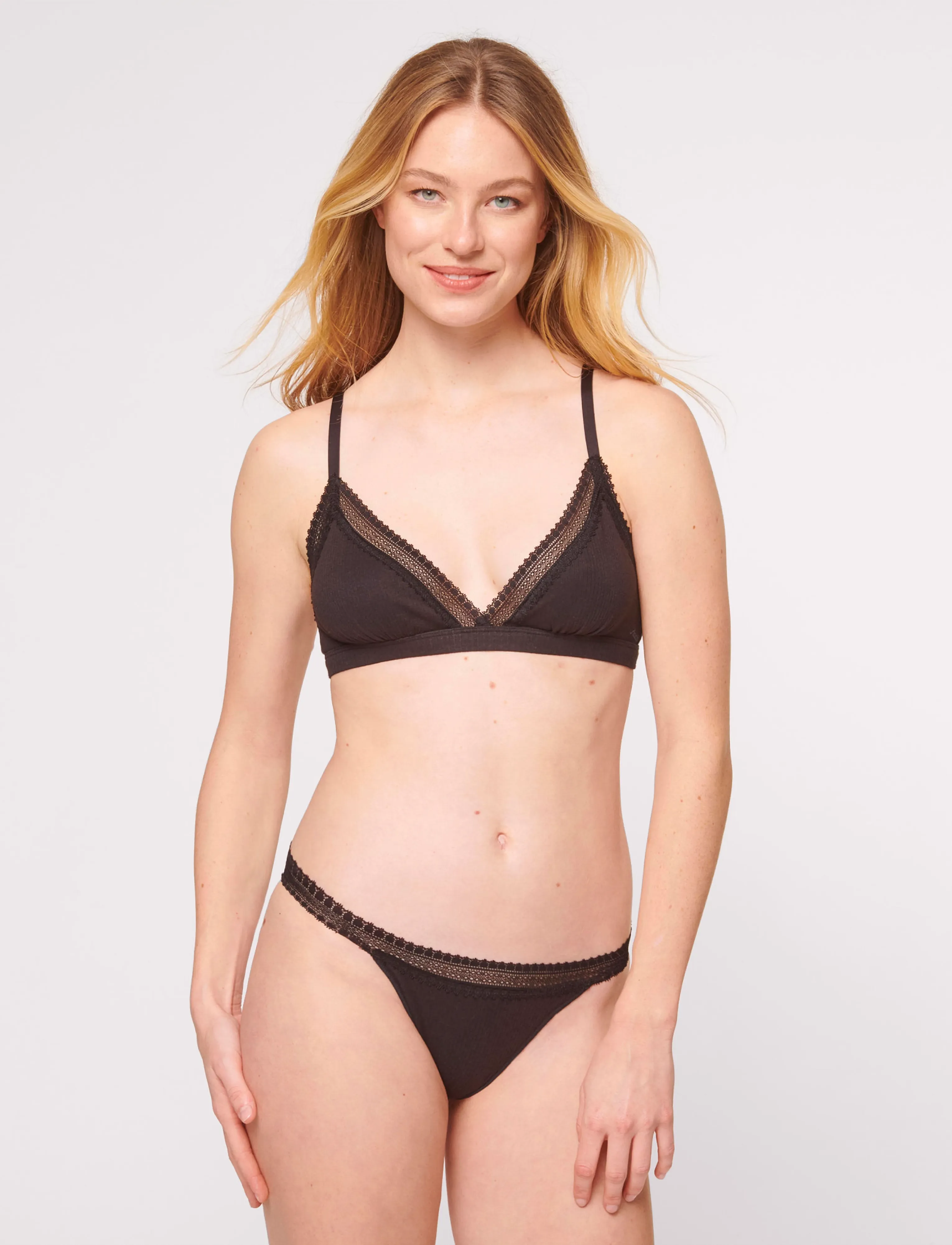 Sloggi Go Ribbed R Tanga C2P string dam – bild 4