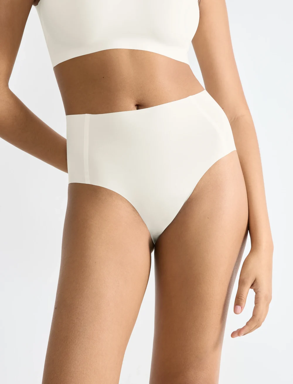 sloggi - sloggi ZERO Feel 2.0 High waist - saumattomat alushousut - silk white - 0