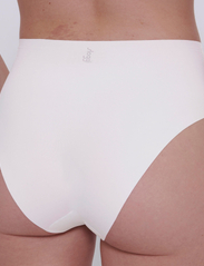 sloggi - sloggi ZERO Feel 2.0 High waist - seamless panties - silk white - 5